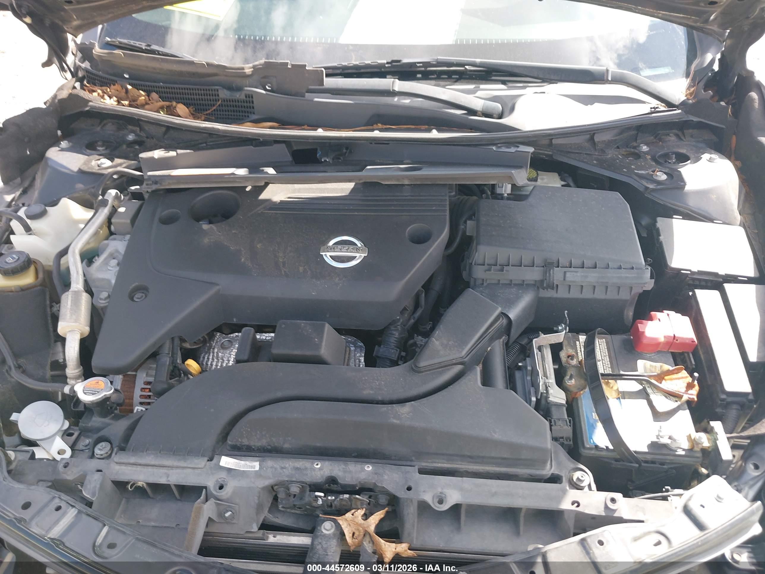 NISSAN ALTIMA image 10