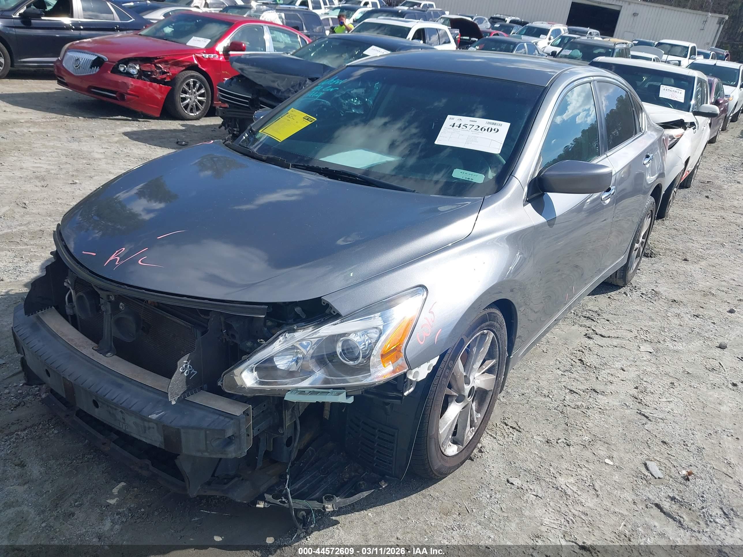 NISSAN ALTIMA image 2