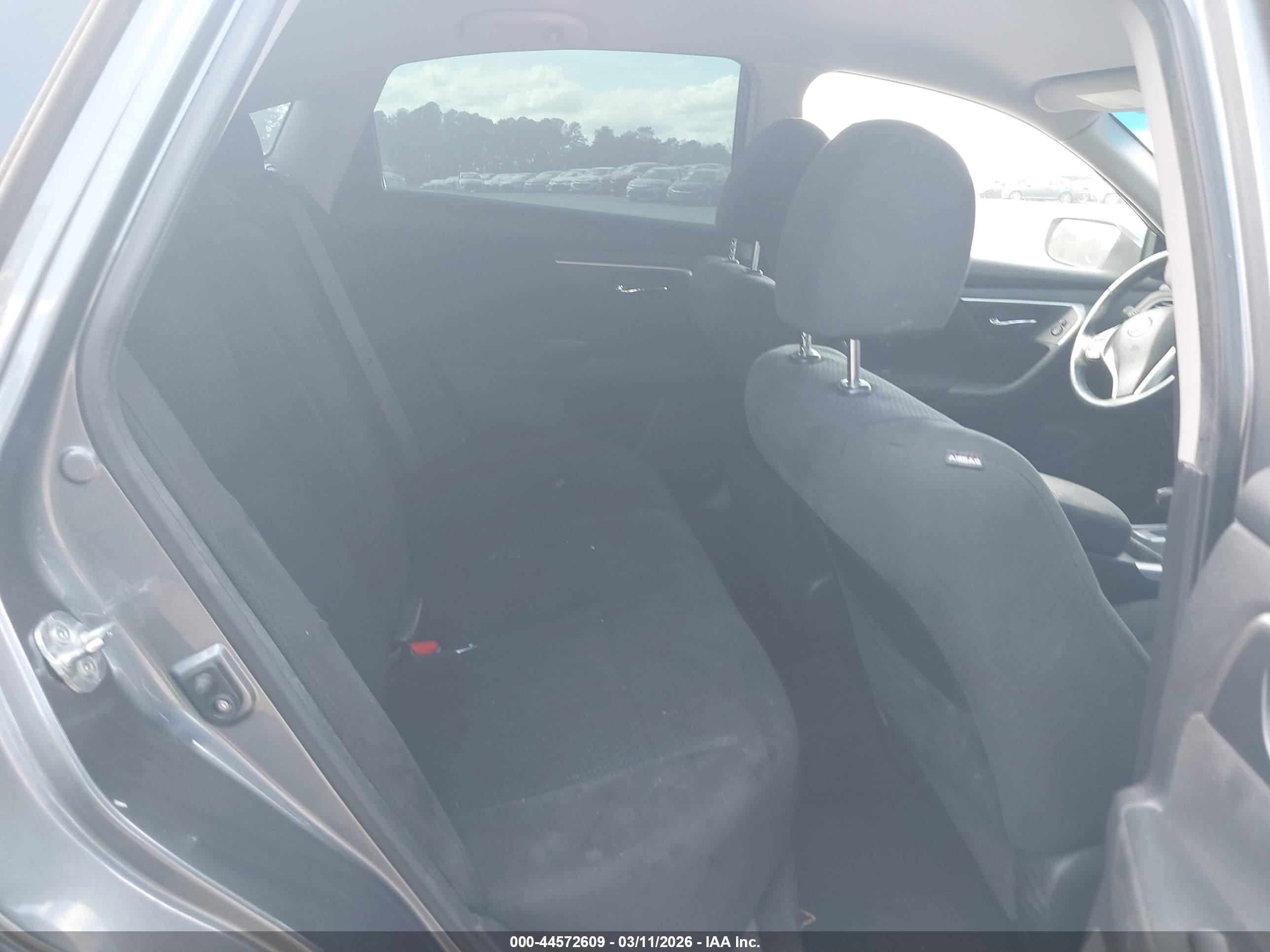 NISSAN ALTIMA image 8