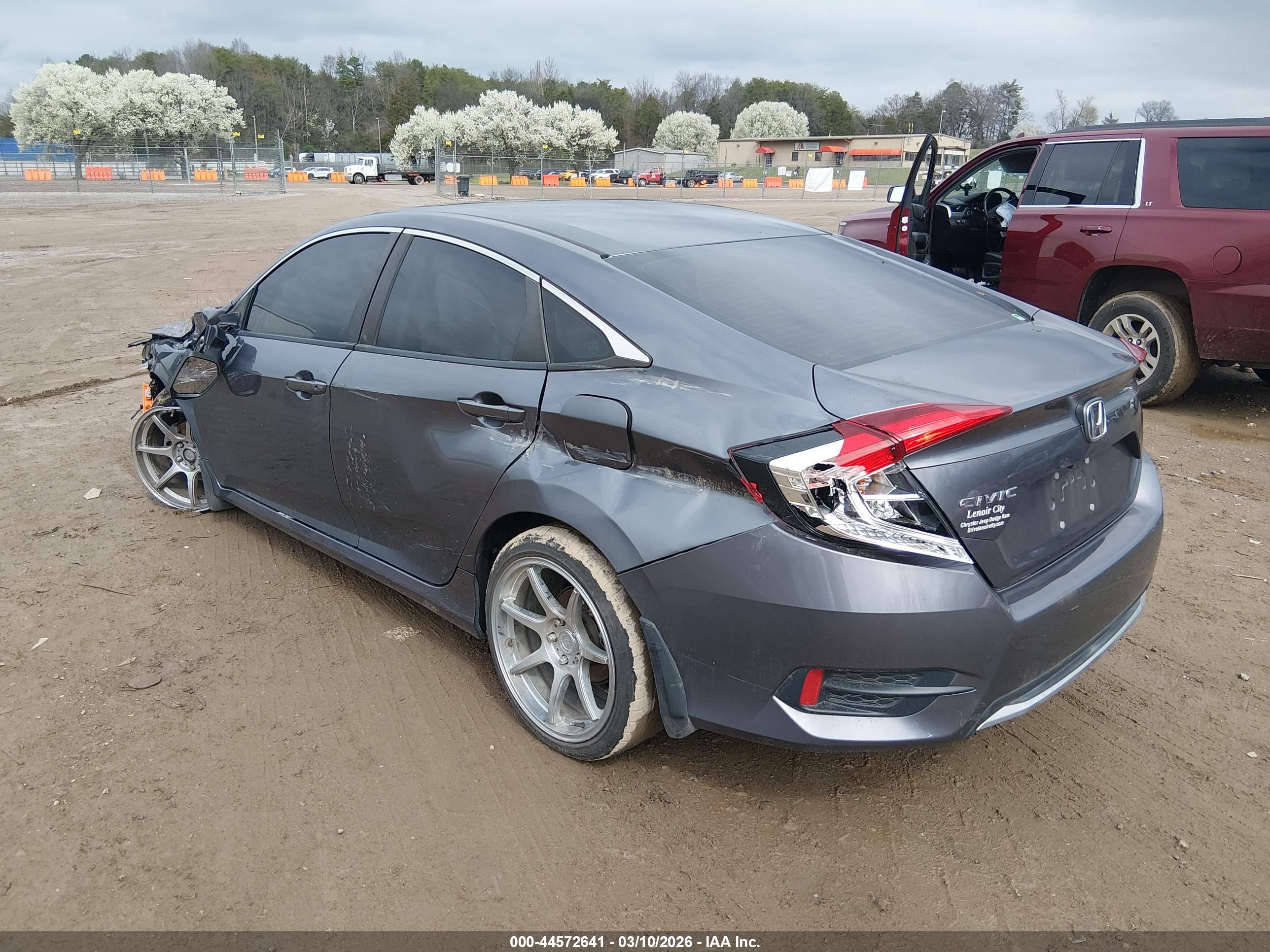 HONDA CIVIC image 3