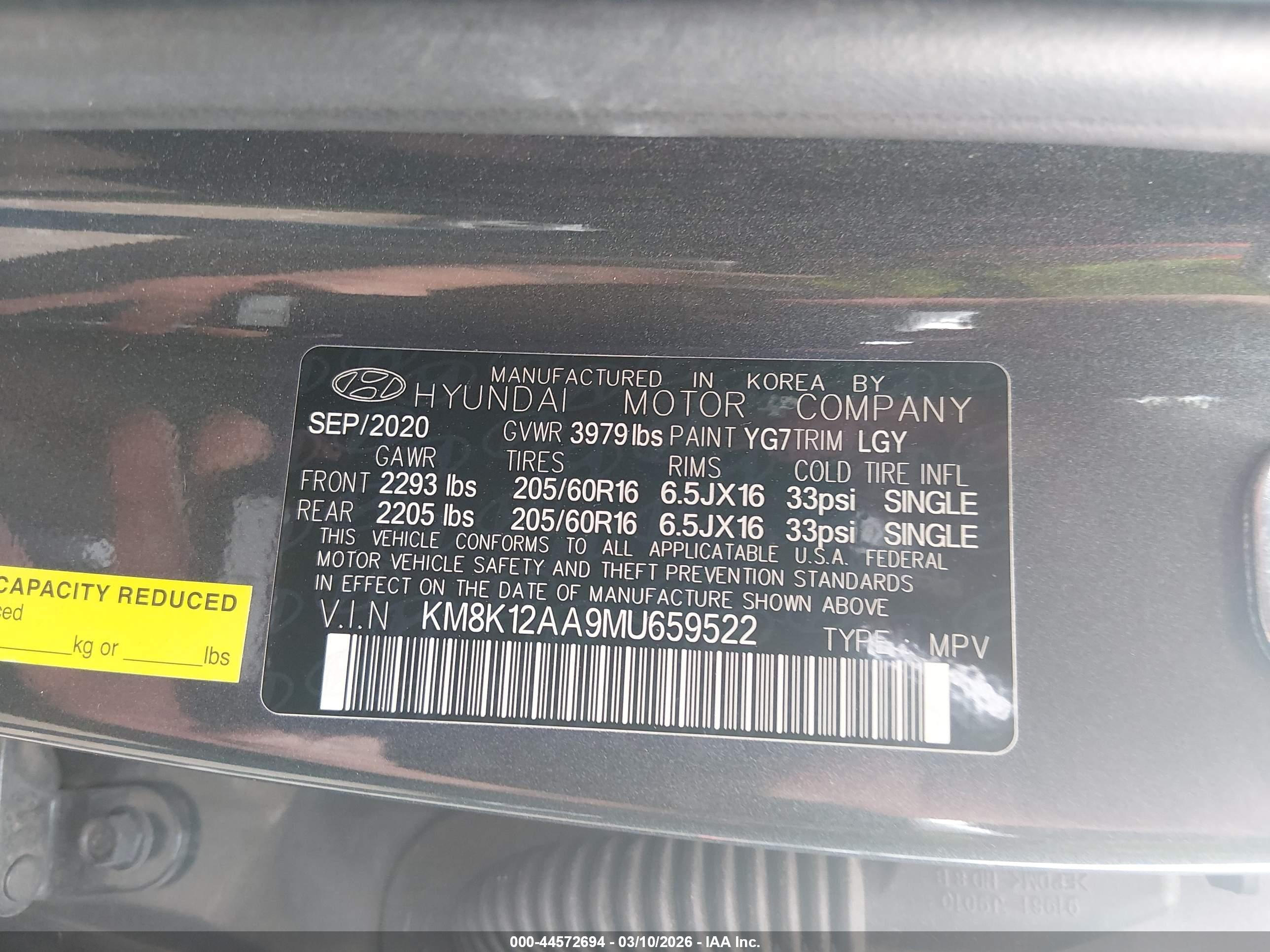 HYUNDAI KONA image 9