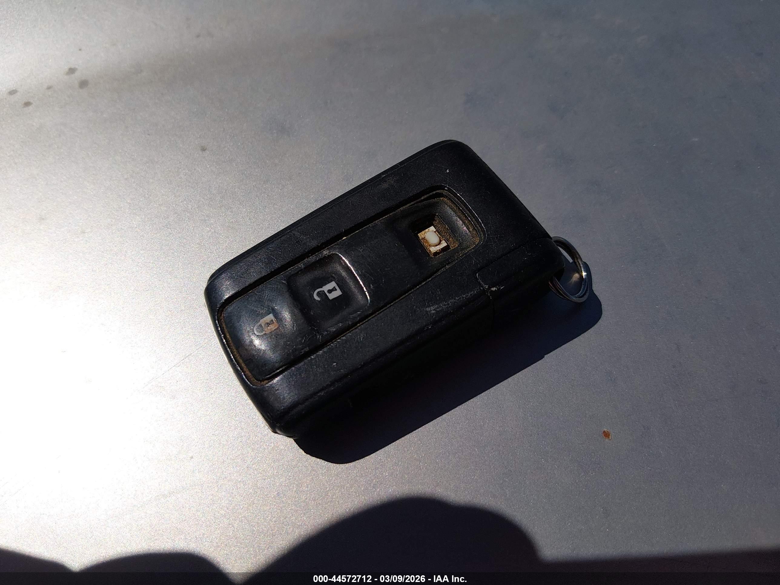 TOYOTA PRIUS image 11
