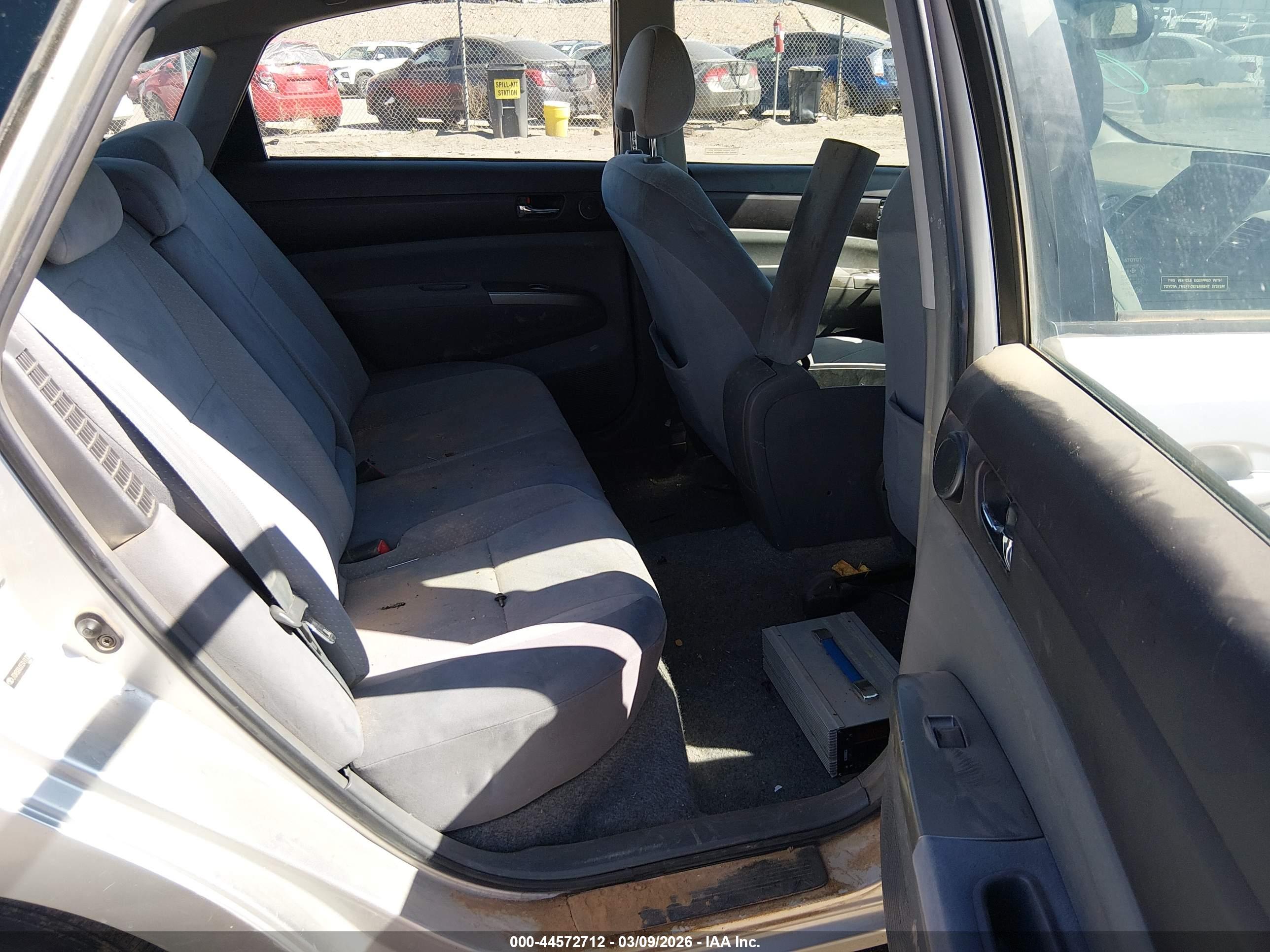 TOYOTA PRIUS image 8