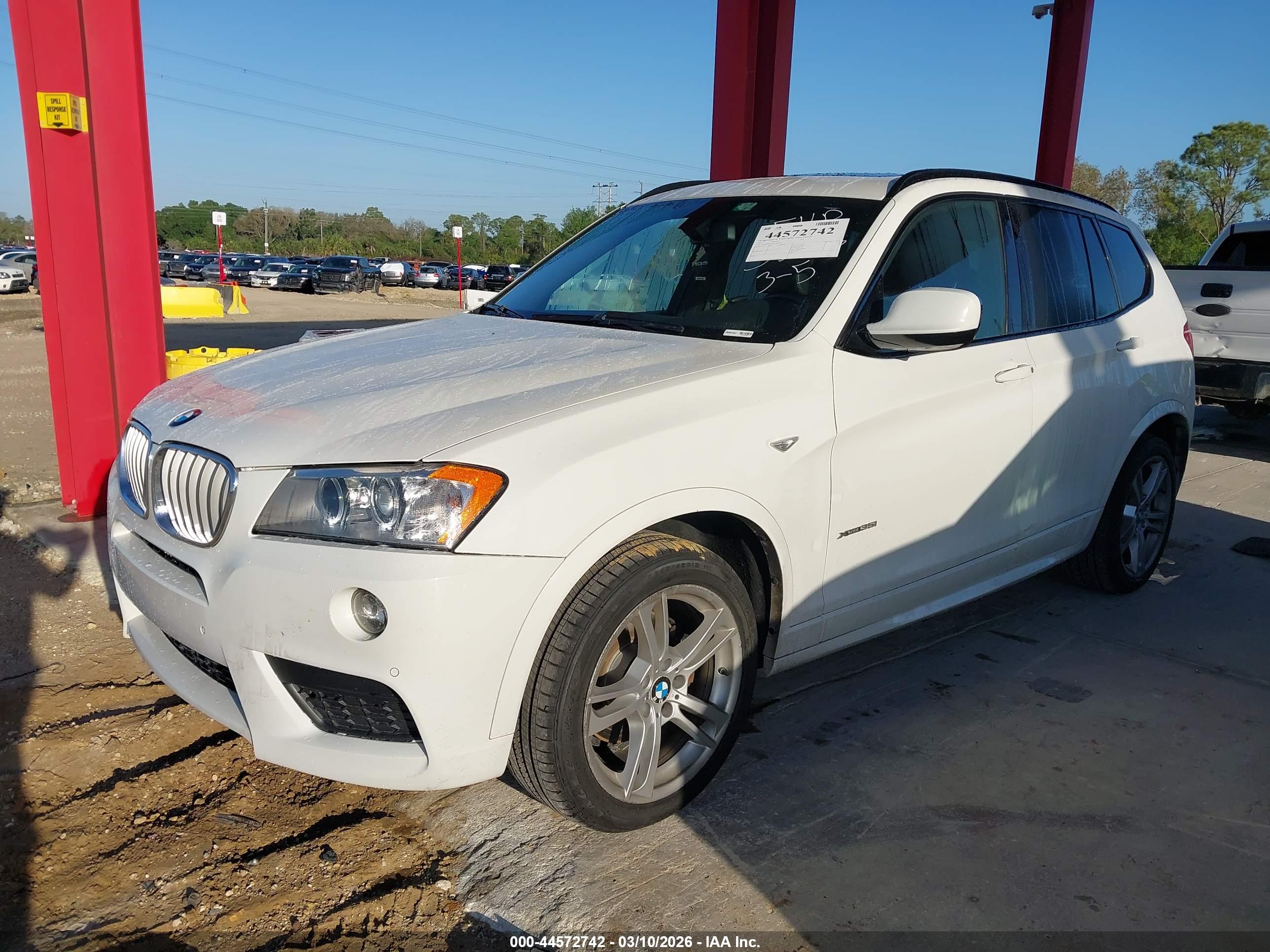 BMW X3 image 2