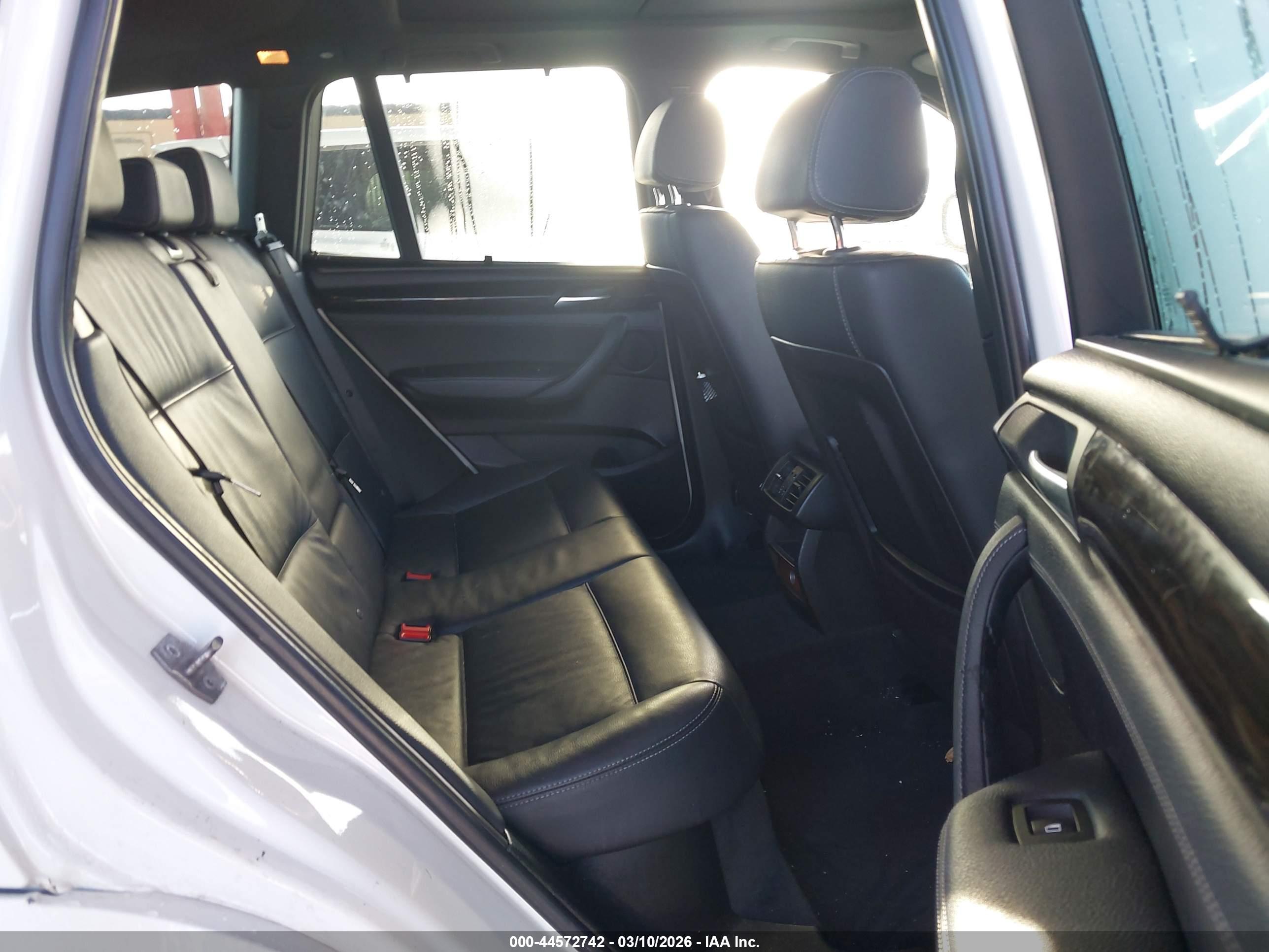 BMW X3 image 8