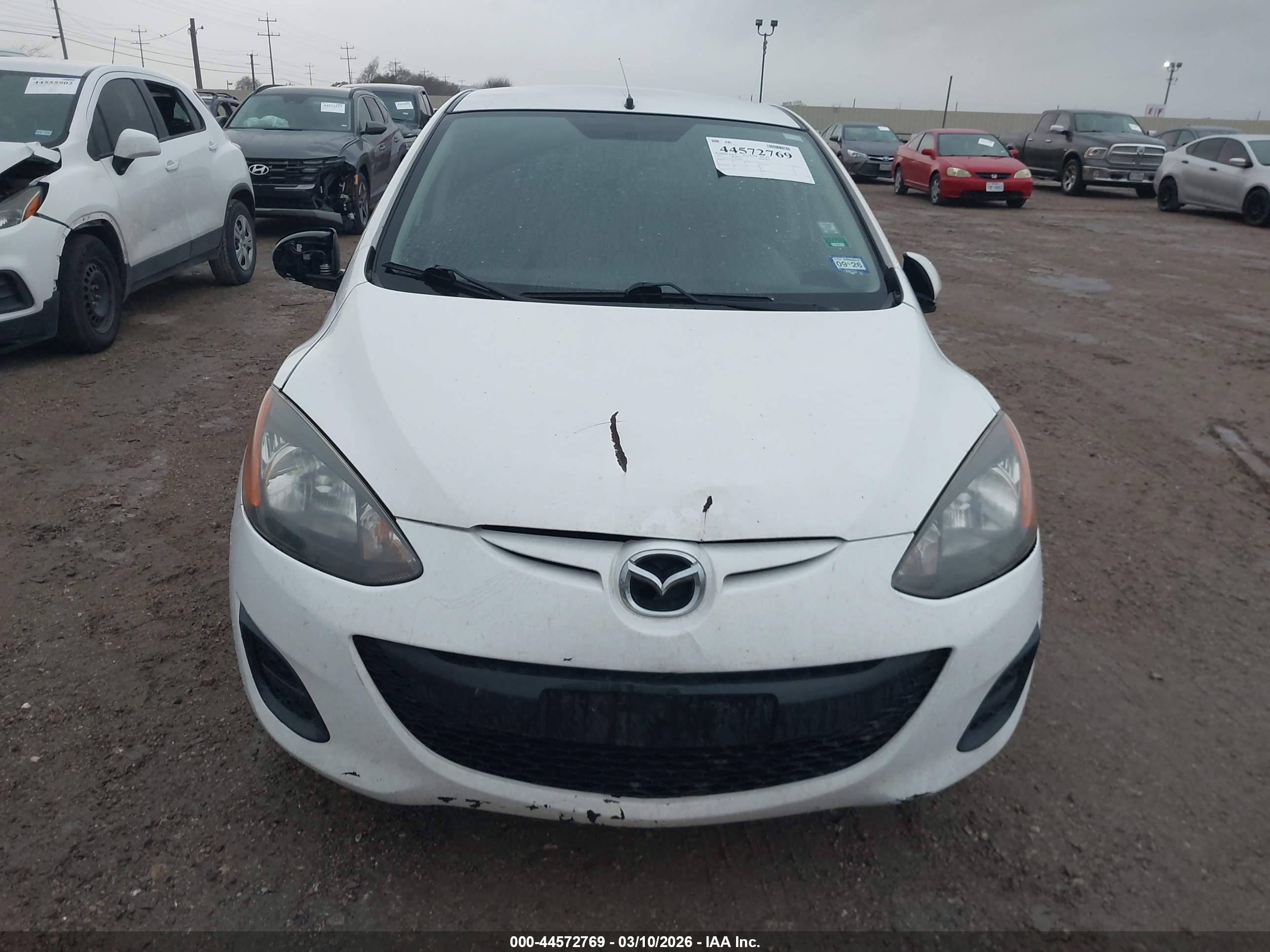 MAZDA MAZDA2 image 6
