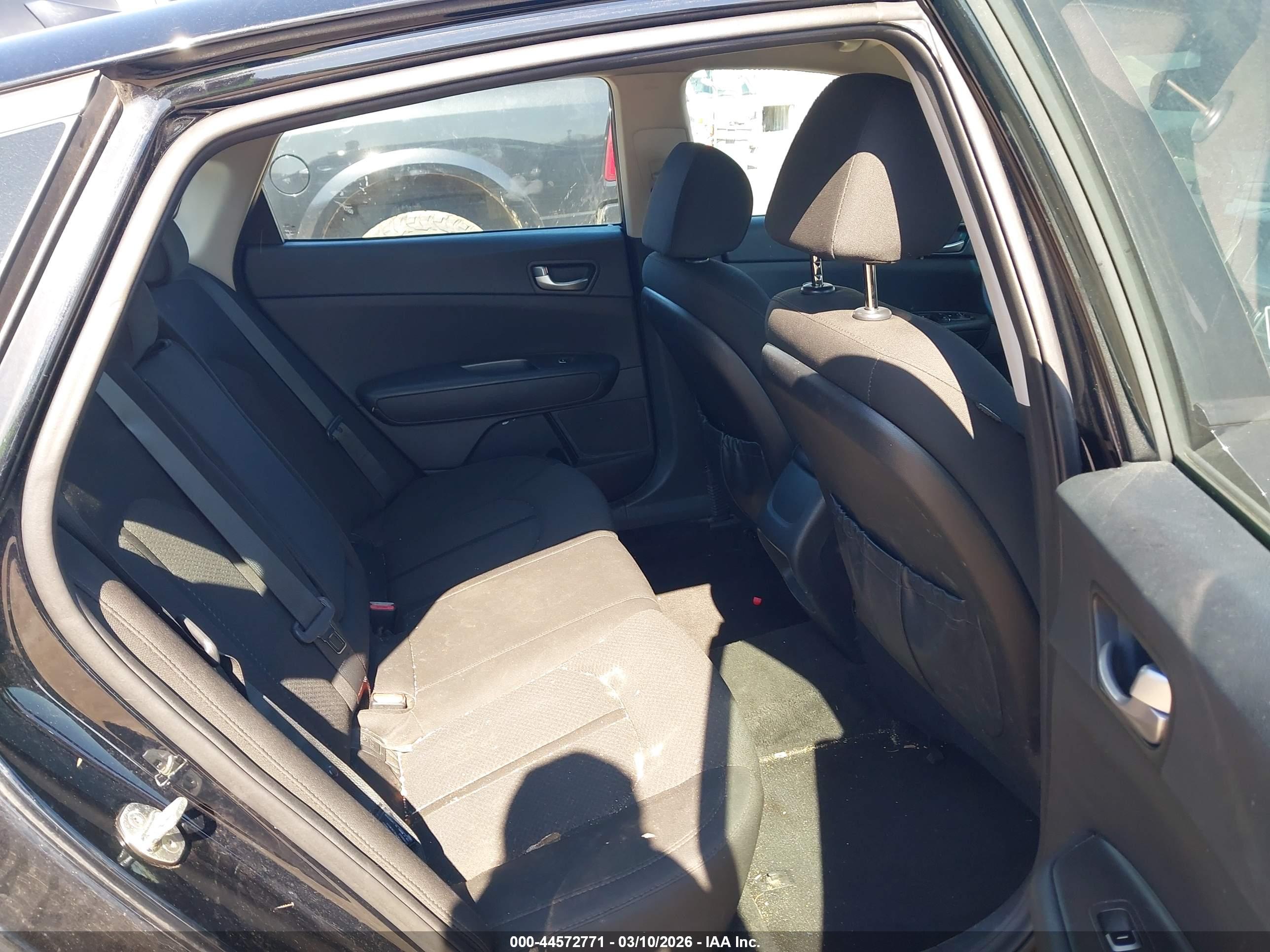 KIA OPTIMA image 8
