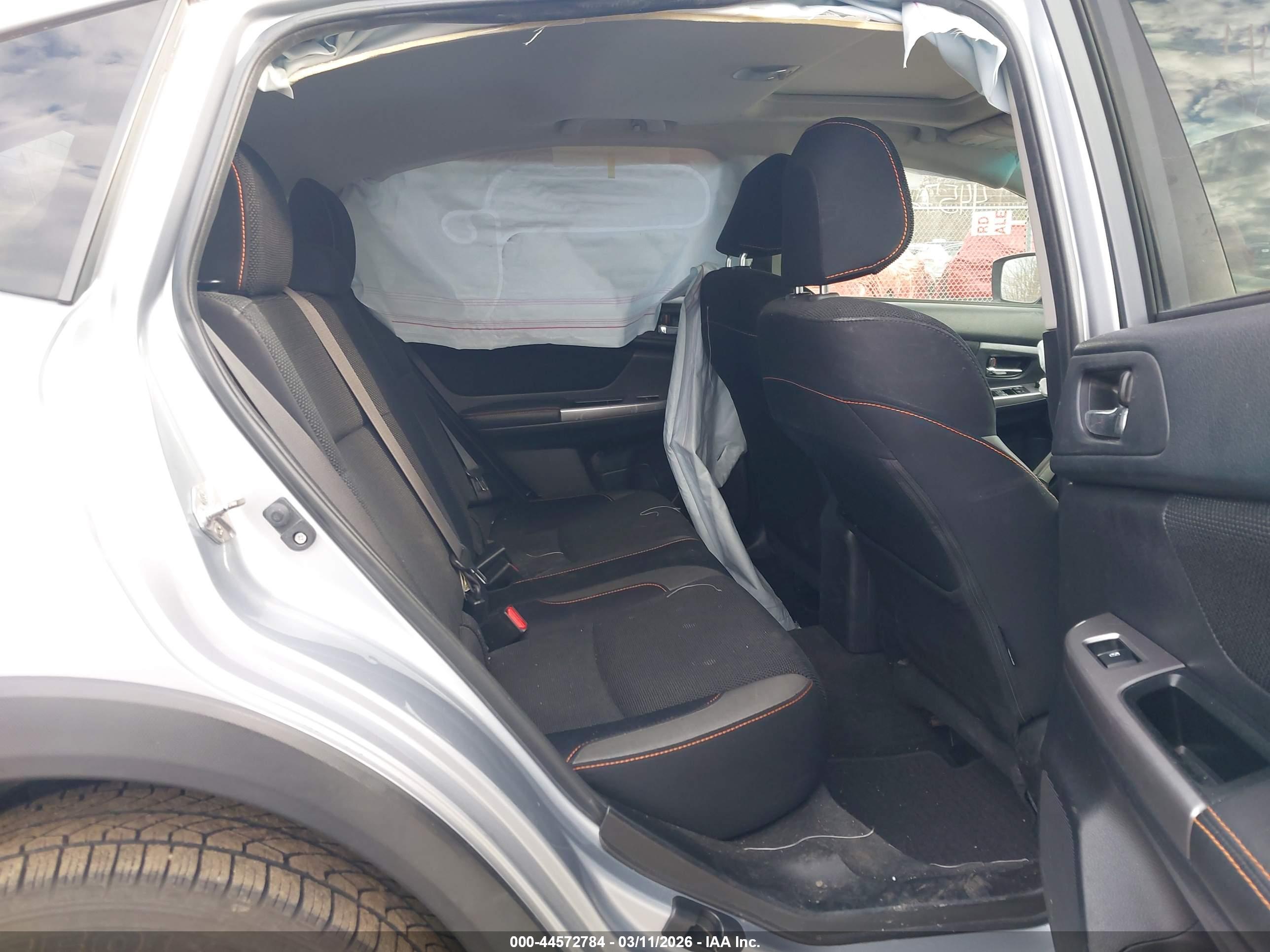 SUBARU CROSSTREK image 8