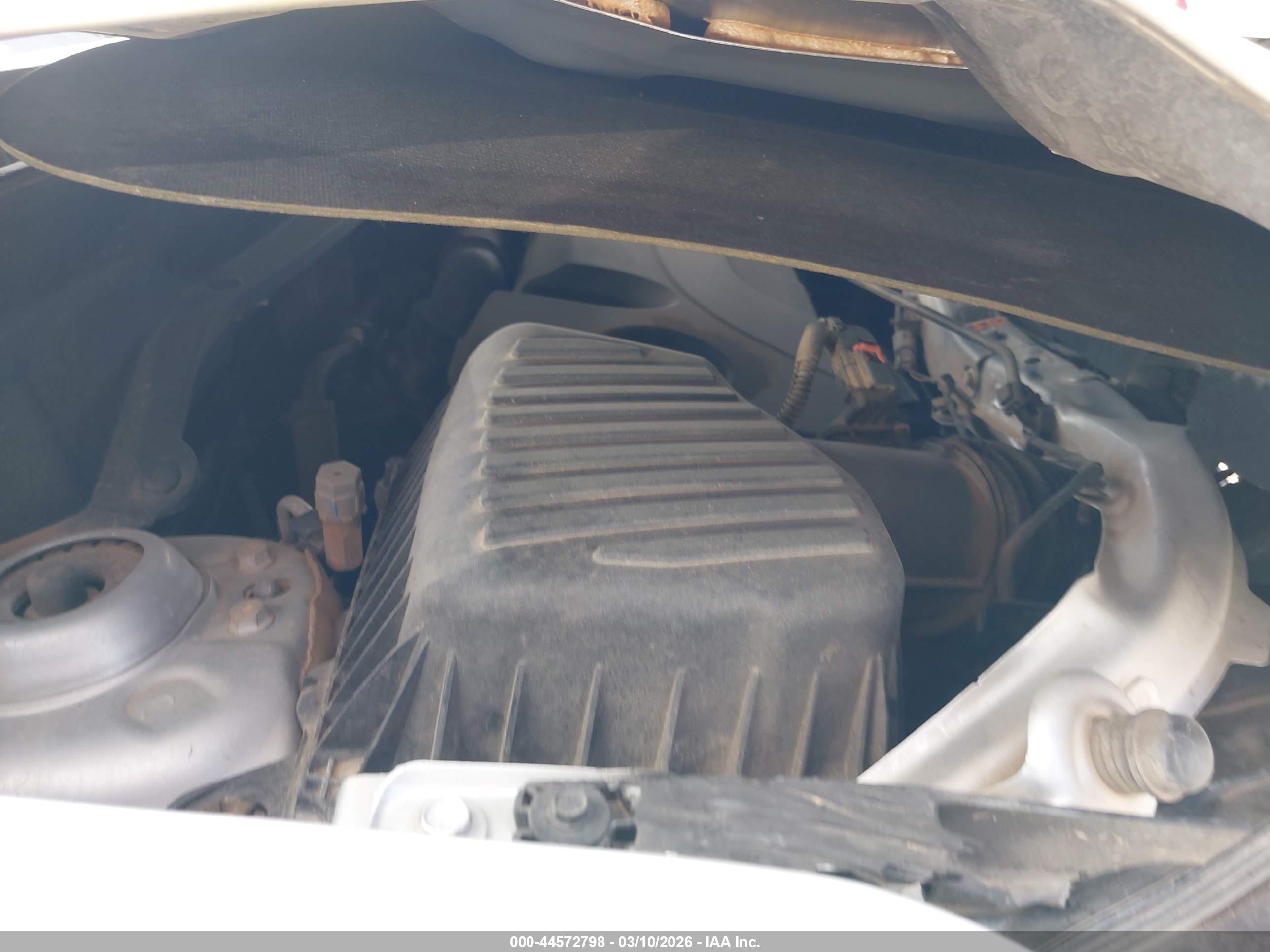 CHEVROLET EQUINOX image 10