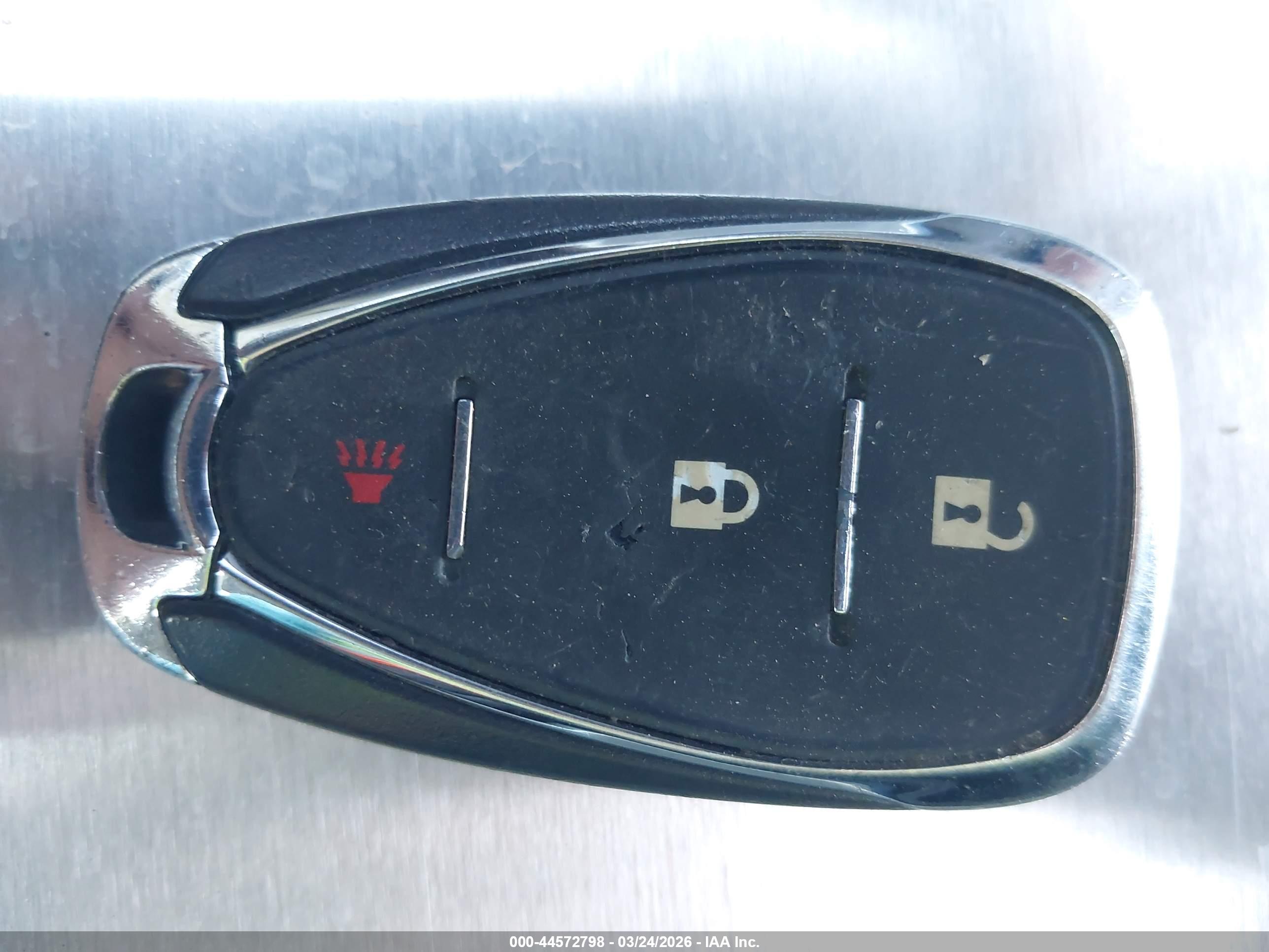 CHEVROLET EQUINOX image 11