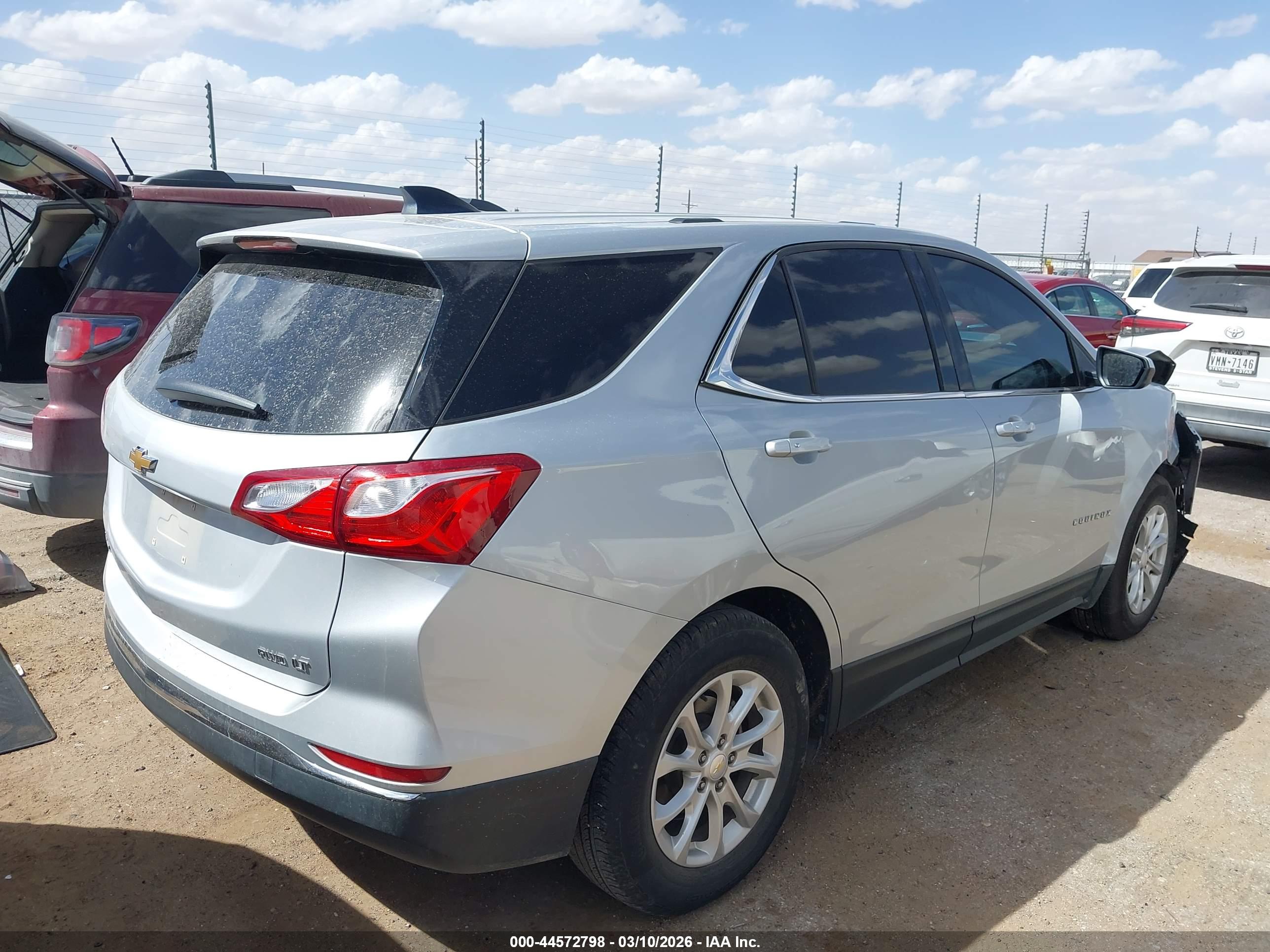 CHEVROLET EQUINOX image 4