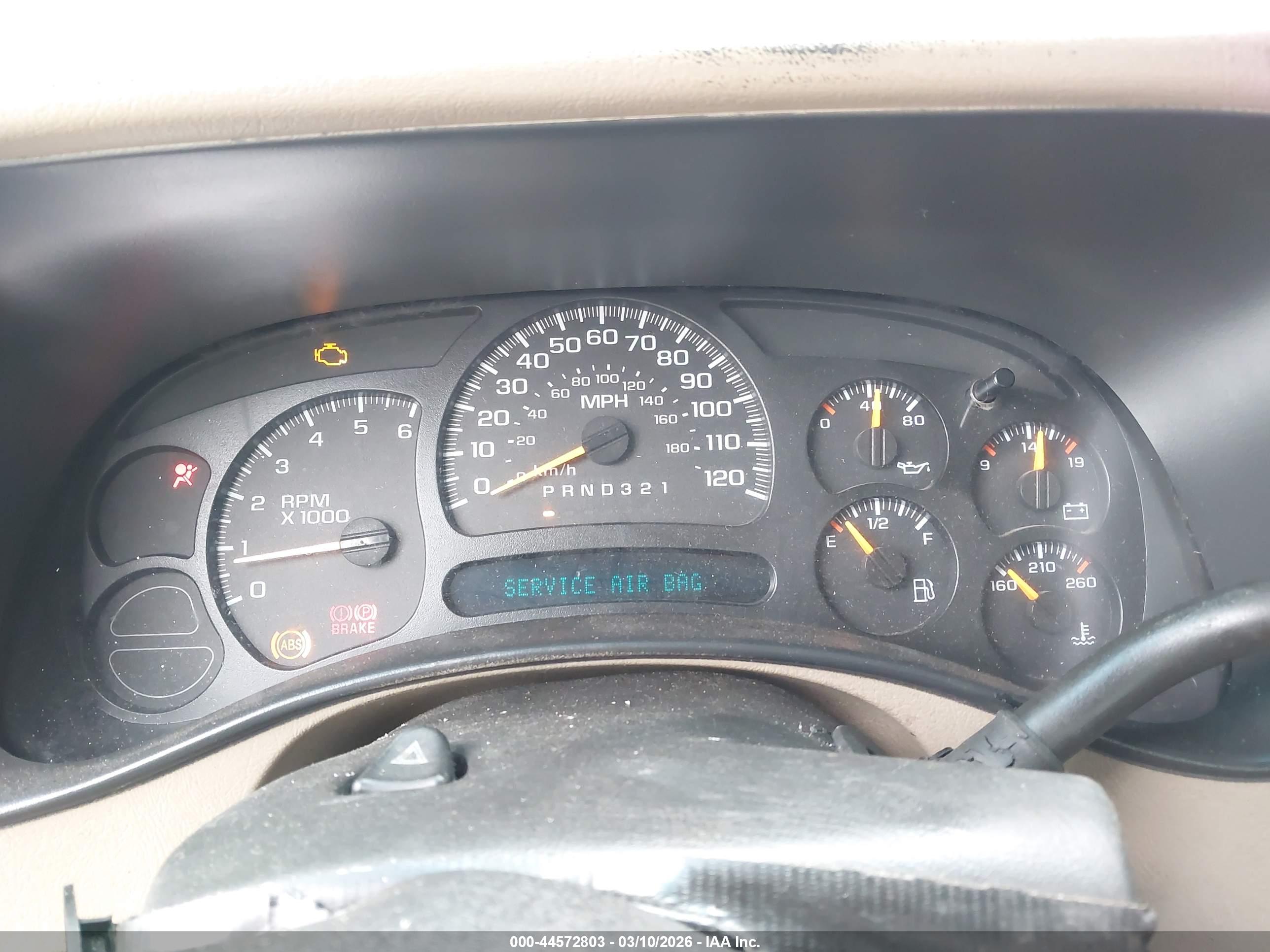 CHEVROLET SILVERADO image 7