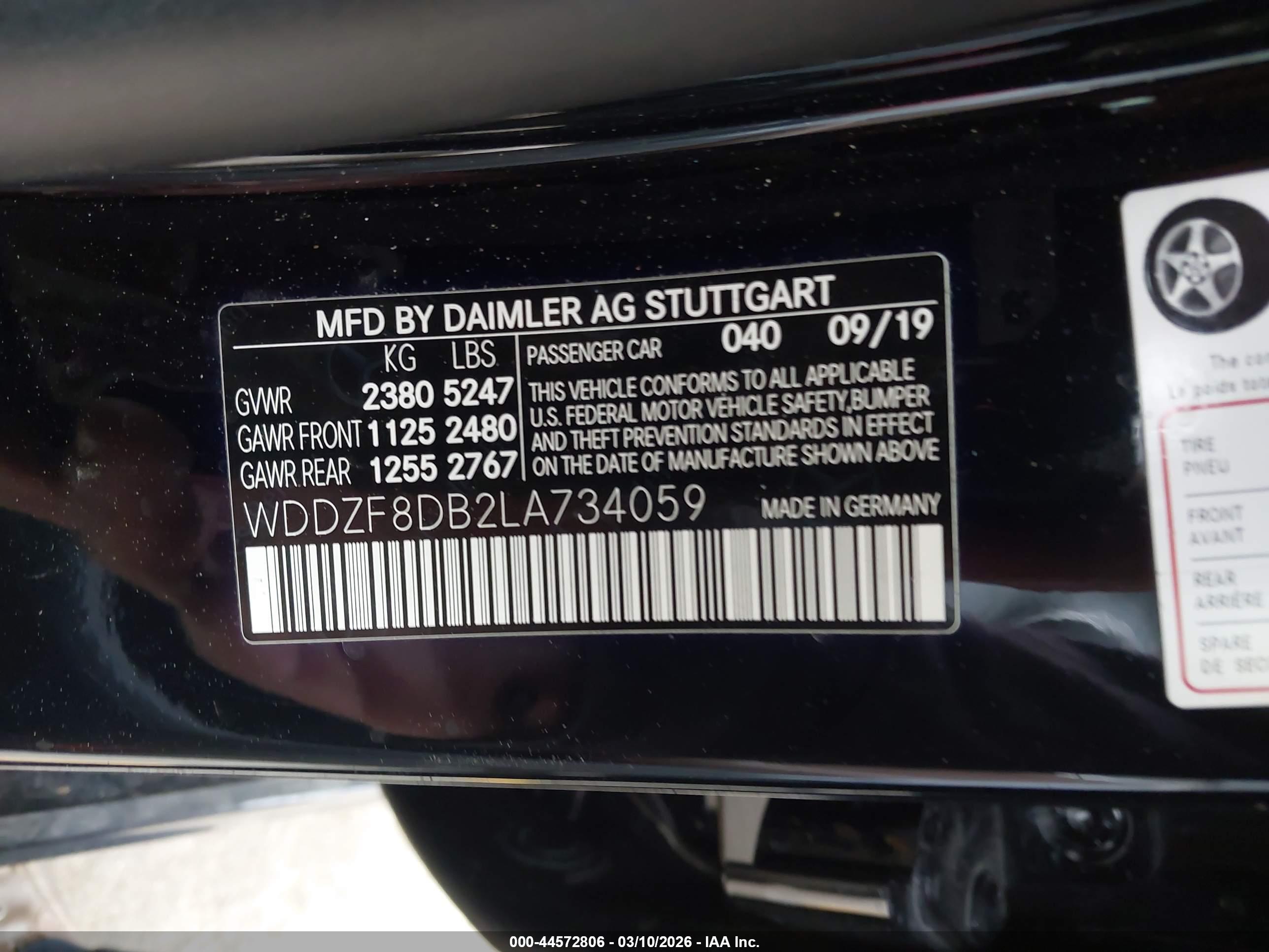 MERCEDES-BENZ E image 9