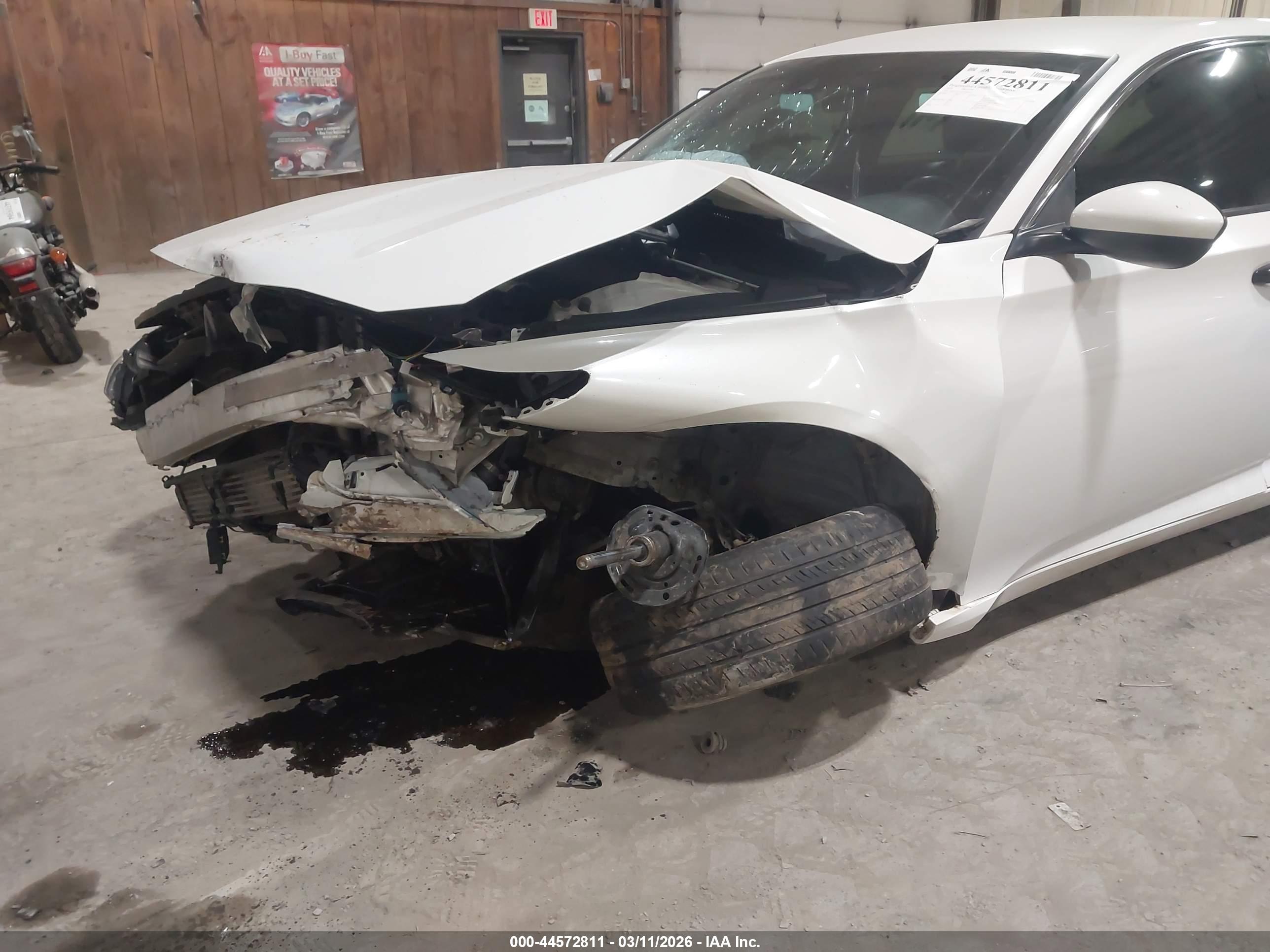 HONDA ACCORD image 6