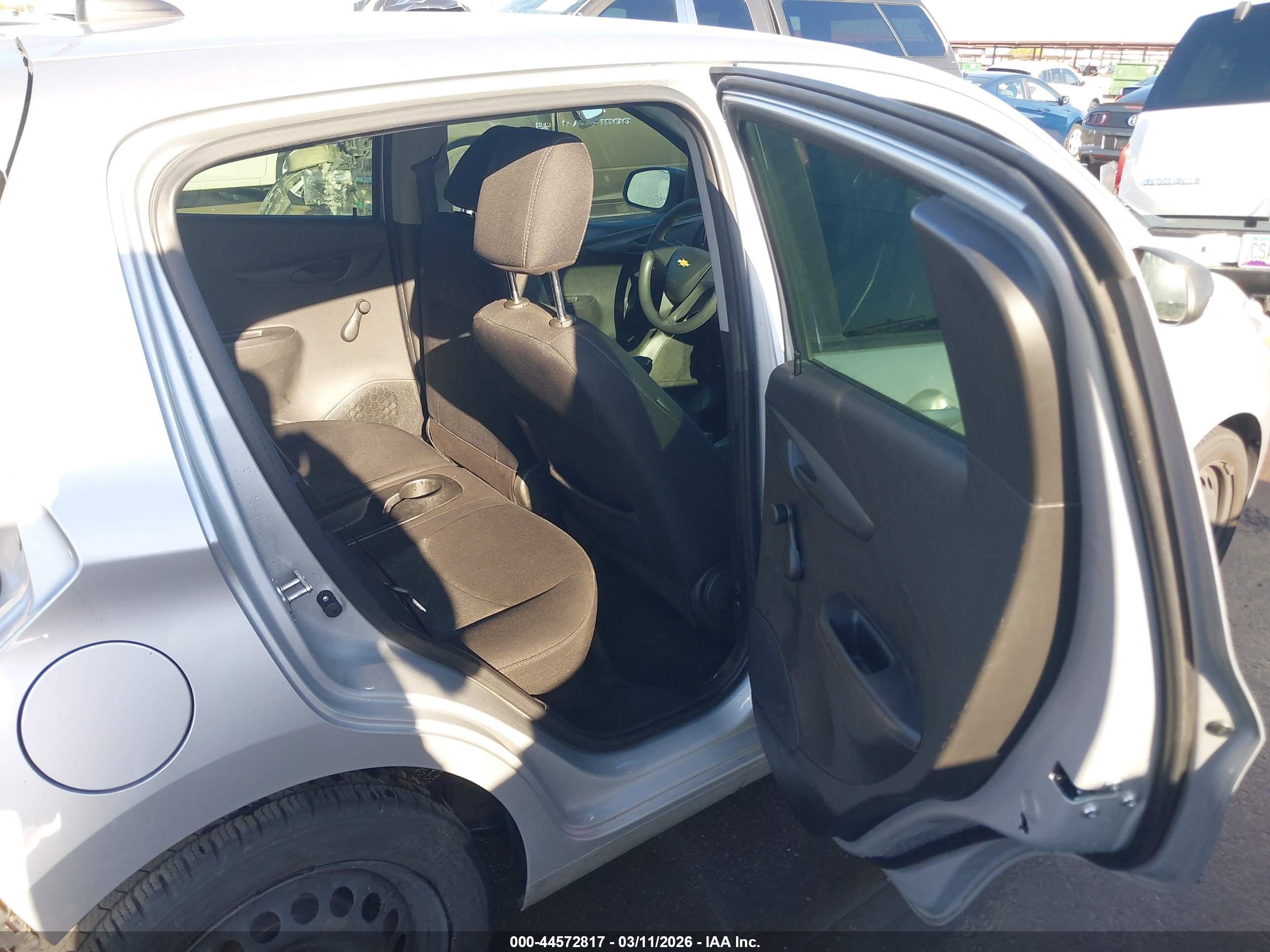CHEVROLET SPARK image 8
