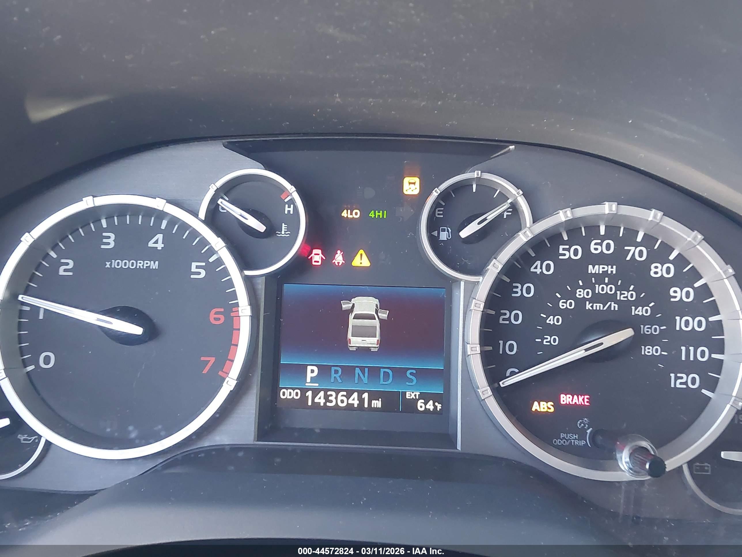 TOYOTA TUNDRA image 7