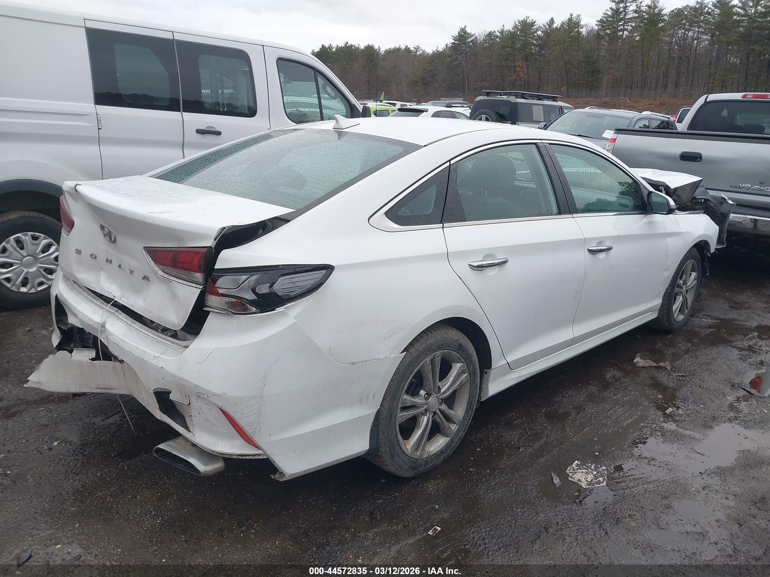 HYUNDAI SONATA image 4