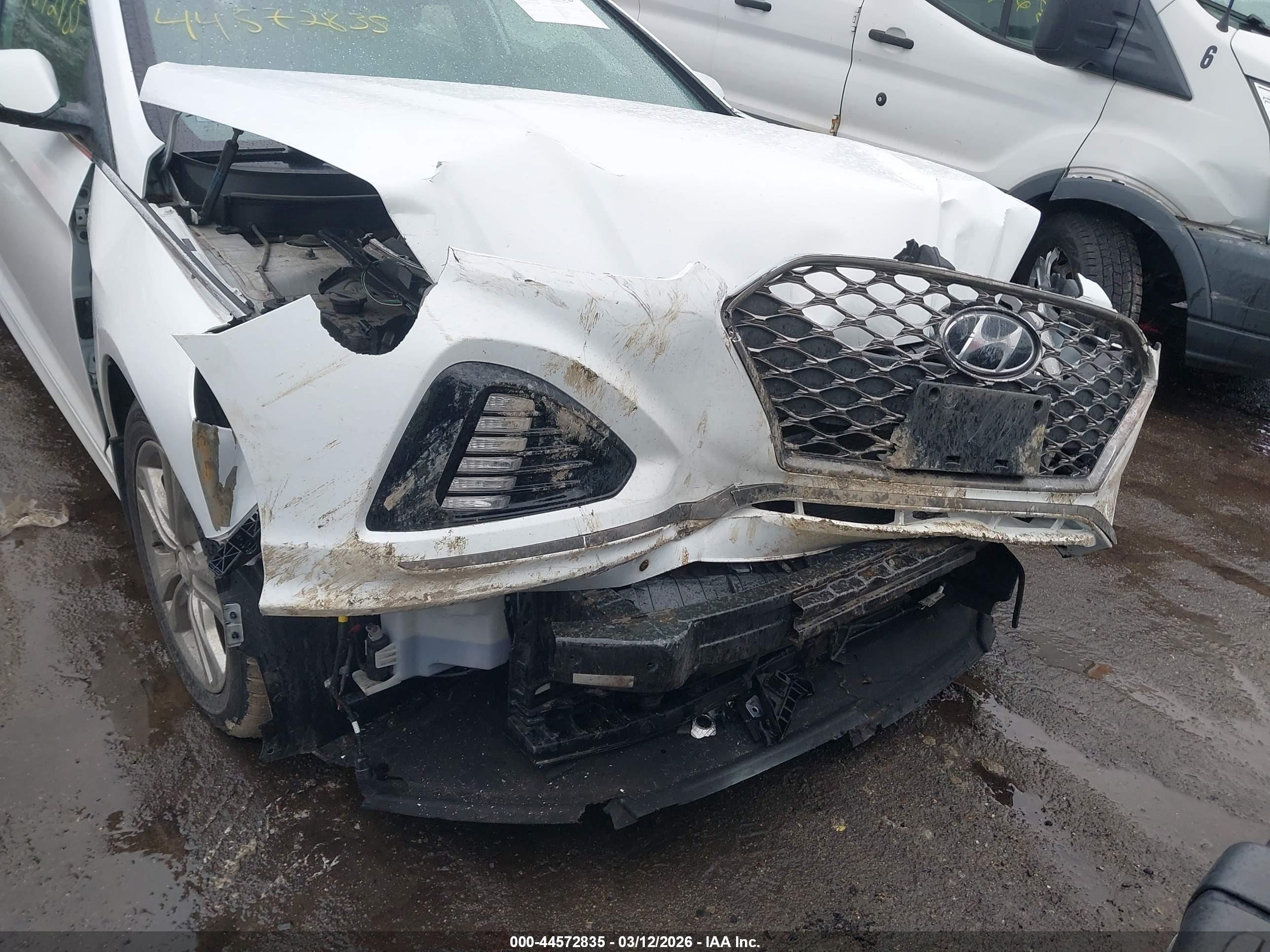 HYUNDAI SONATA image 6