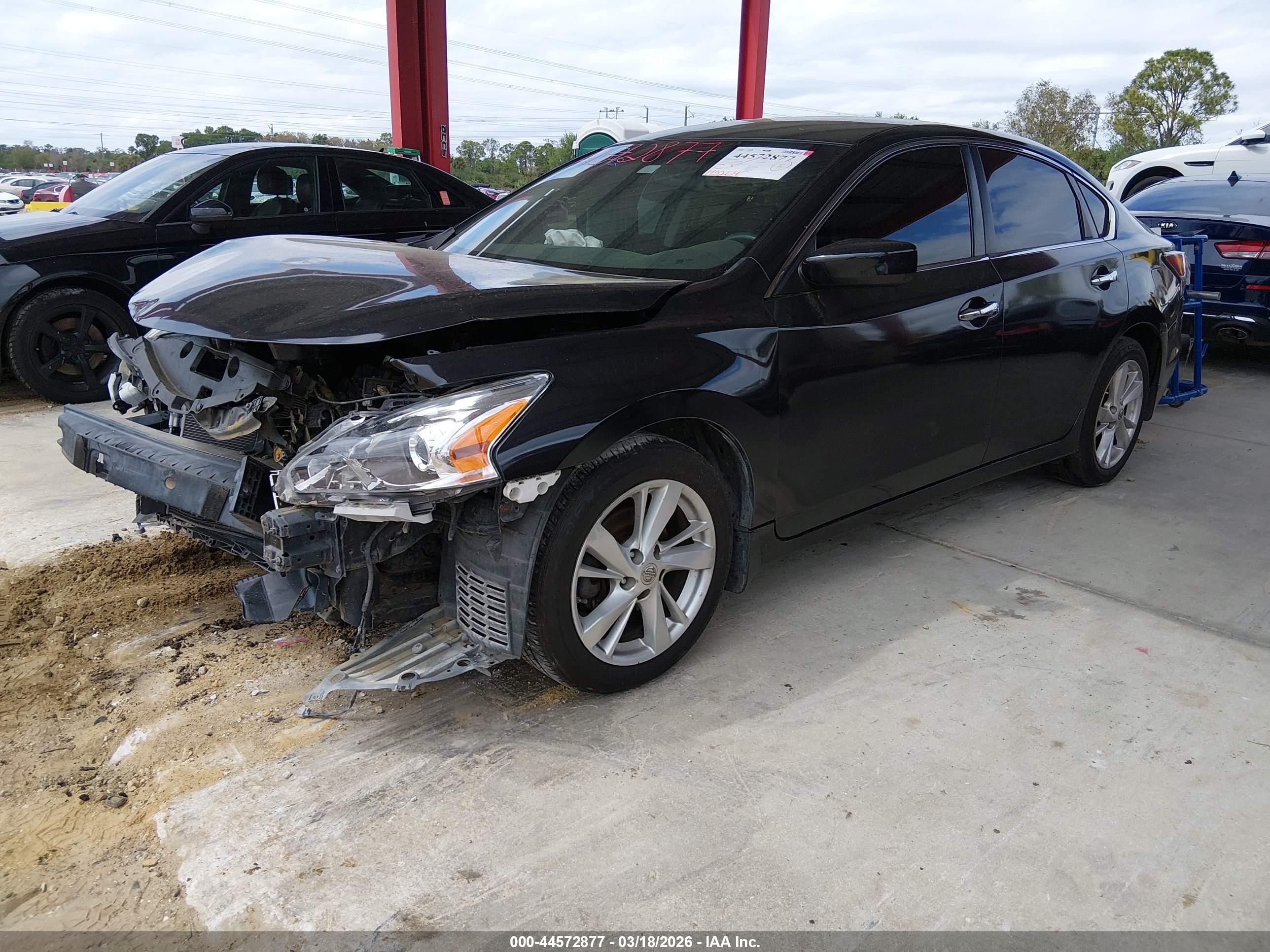 NISSAN ALTIMA image 2