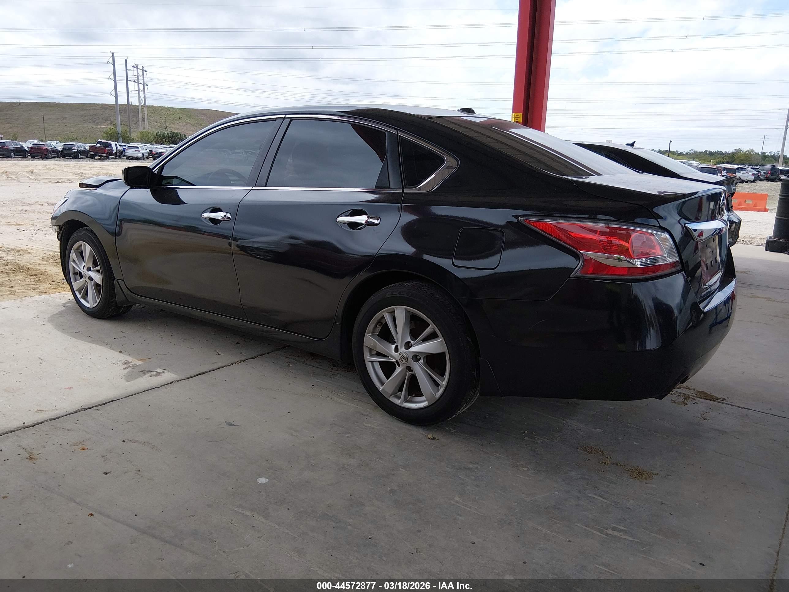 NISSAN ALTIMA image 3