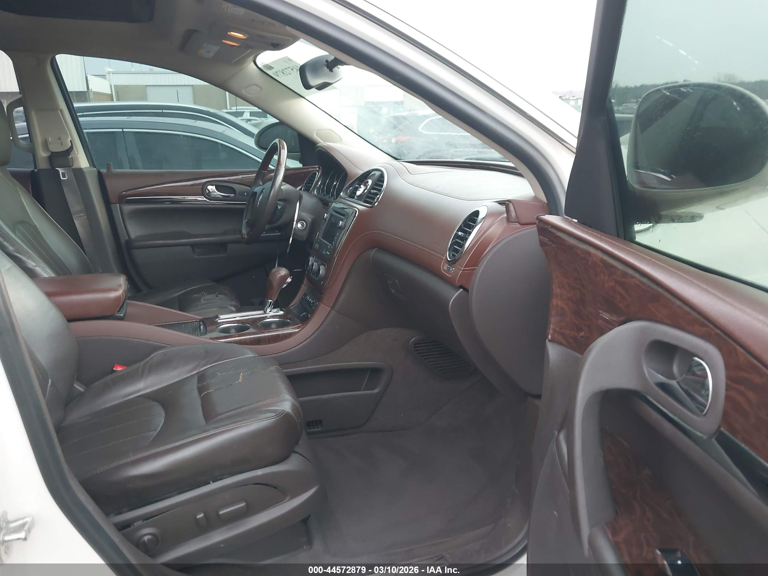 BUICK ENCLAVE image 5