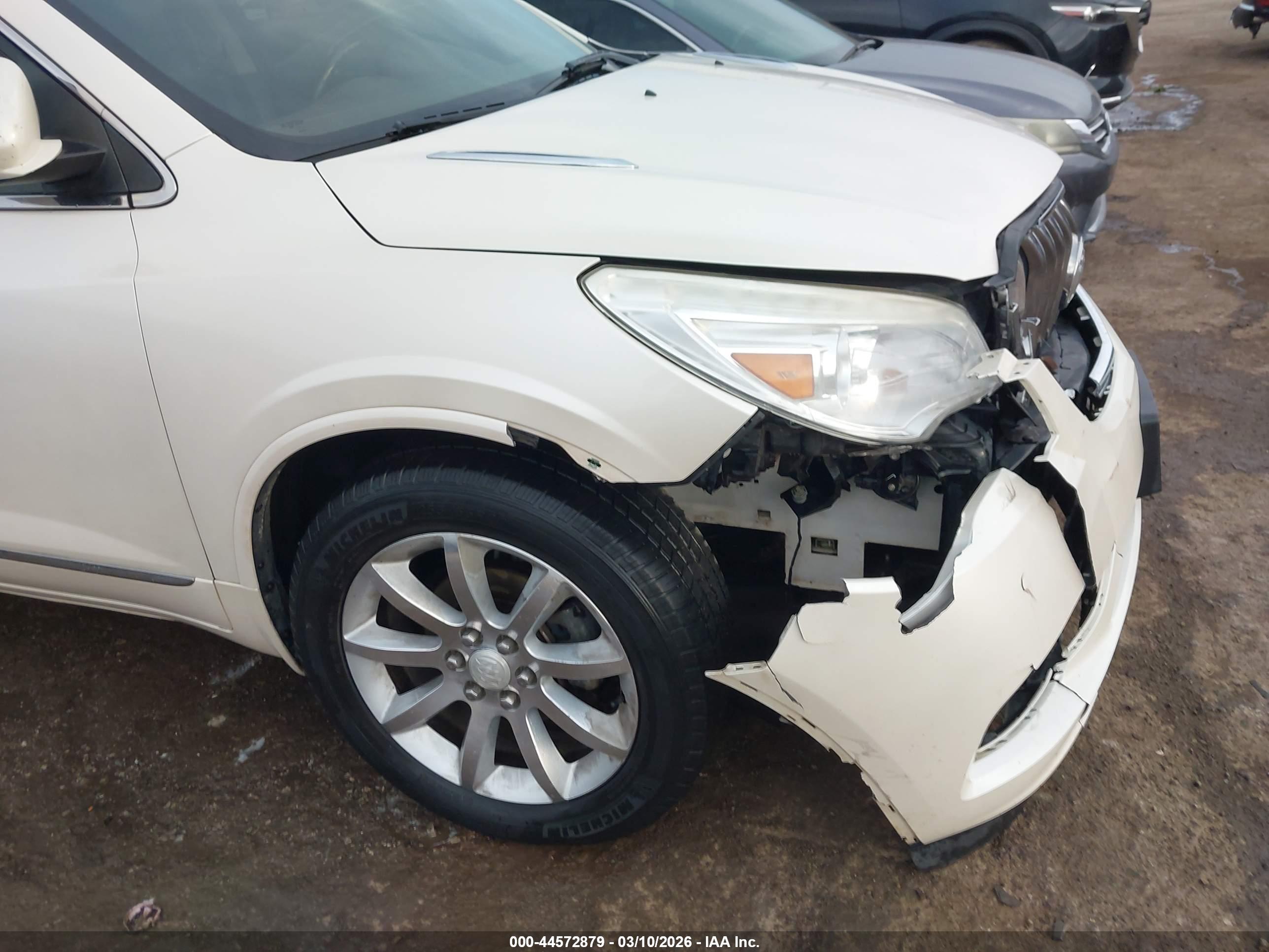 BUICK ENCLAVE image 6