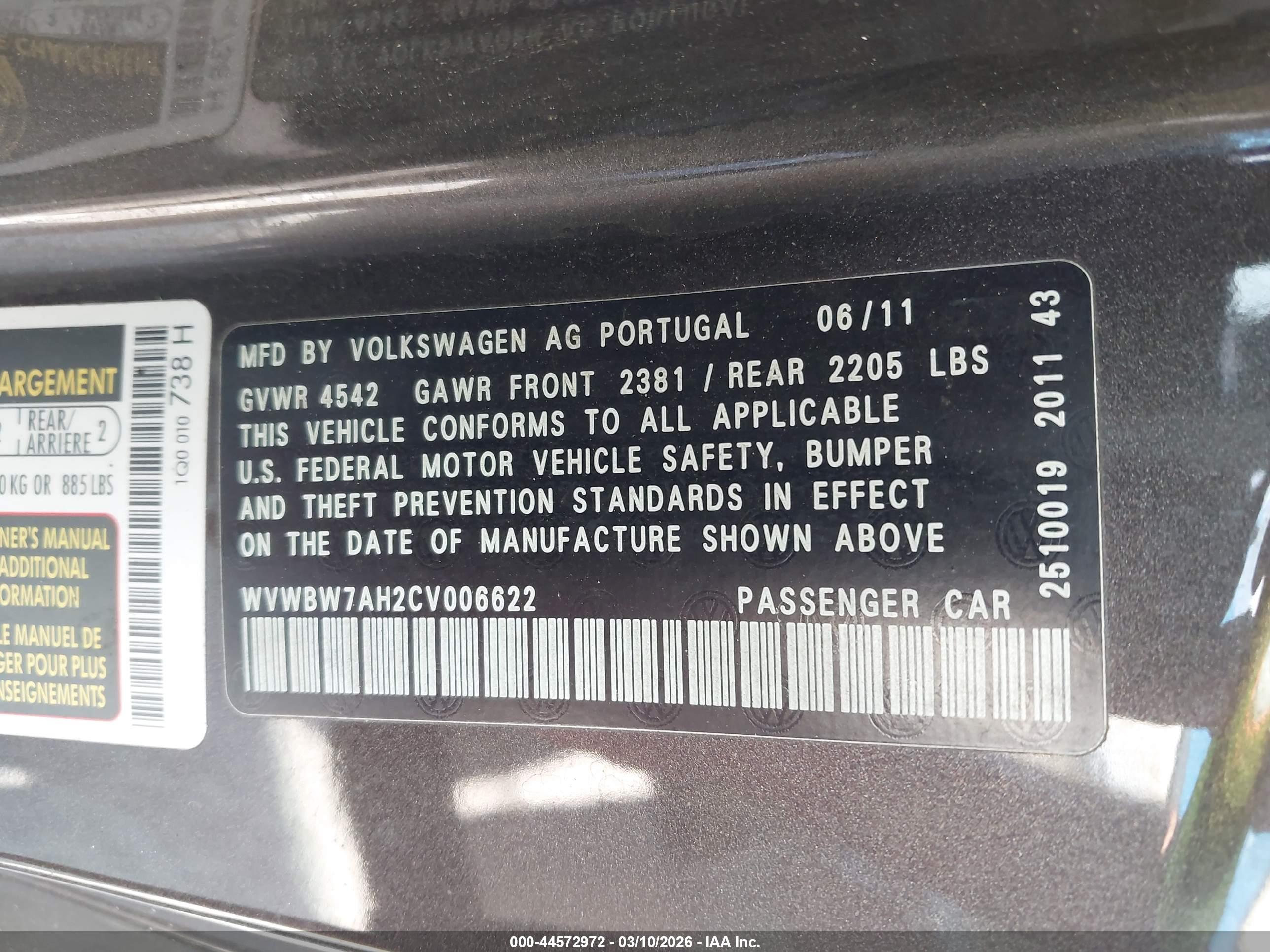 VOLKSWAGEN EOS image 9