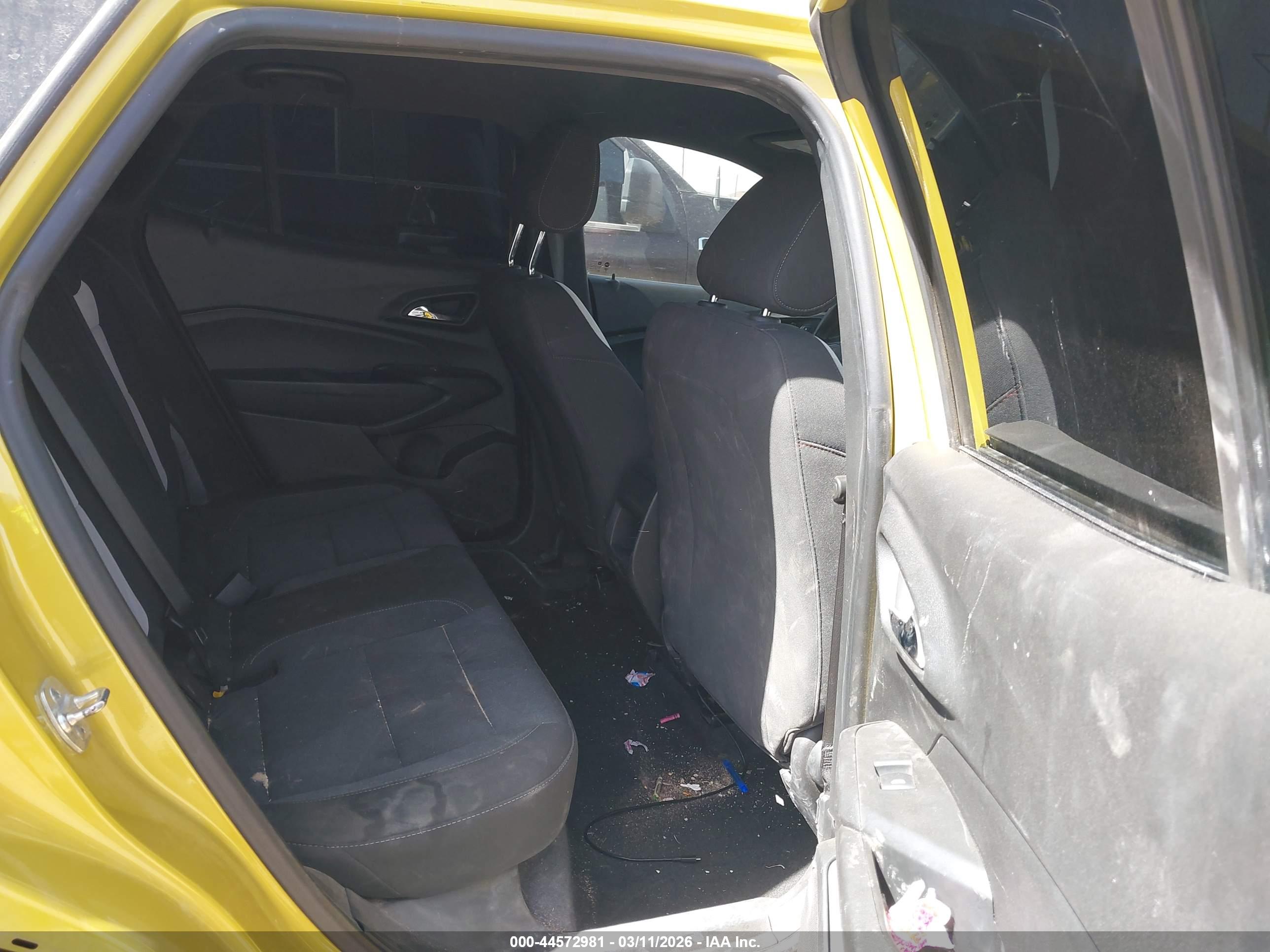 CHEVROLET TRAX image 8