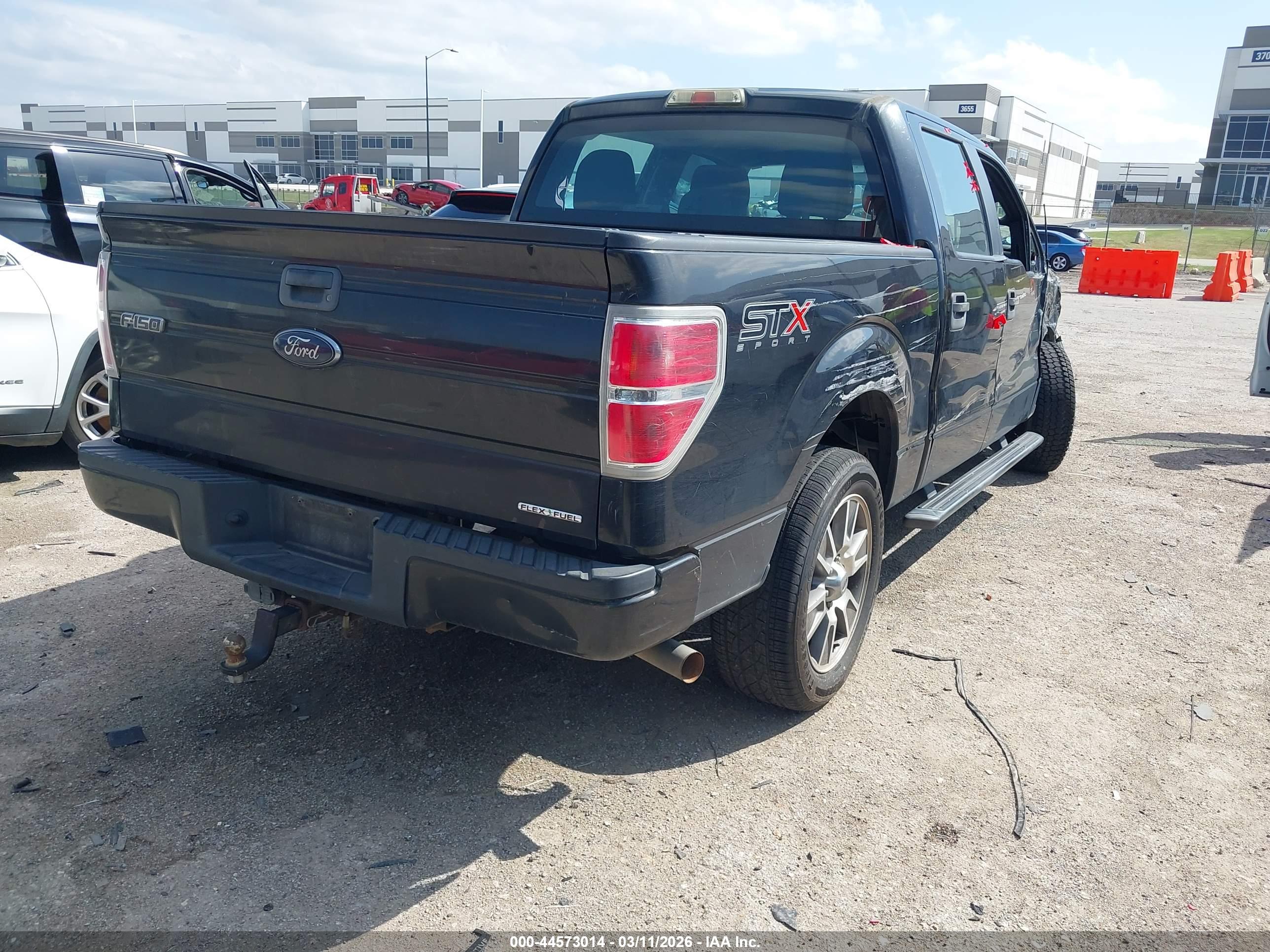 FORD F-150 image 4