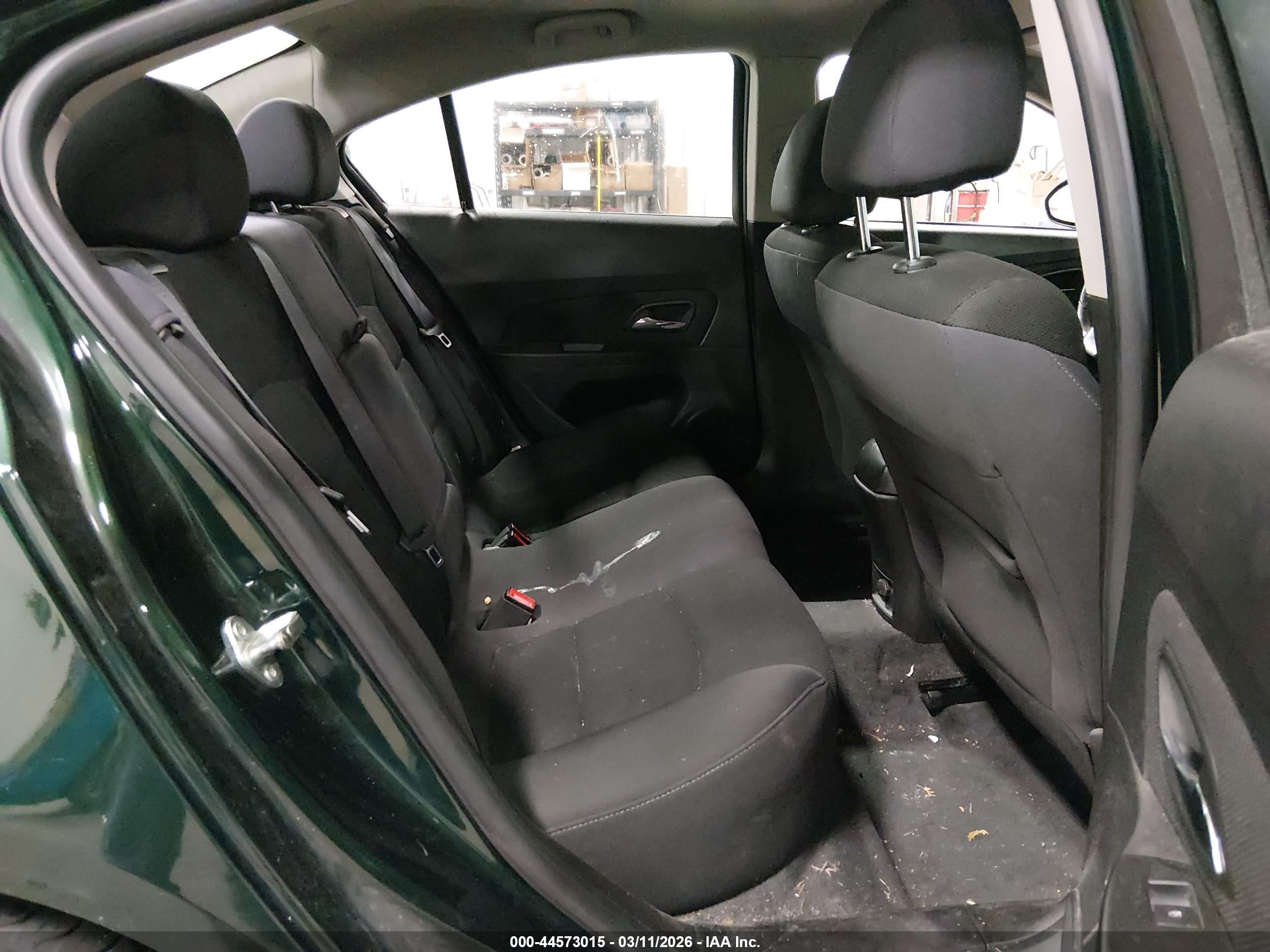 CHEVROLET CRUZE image 8