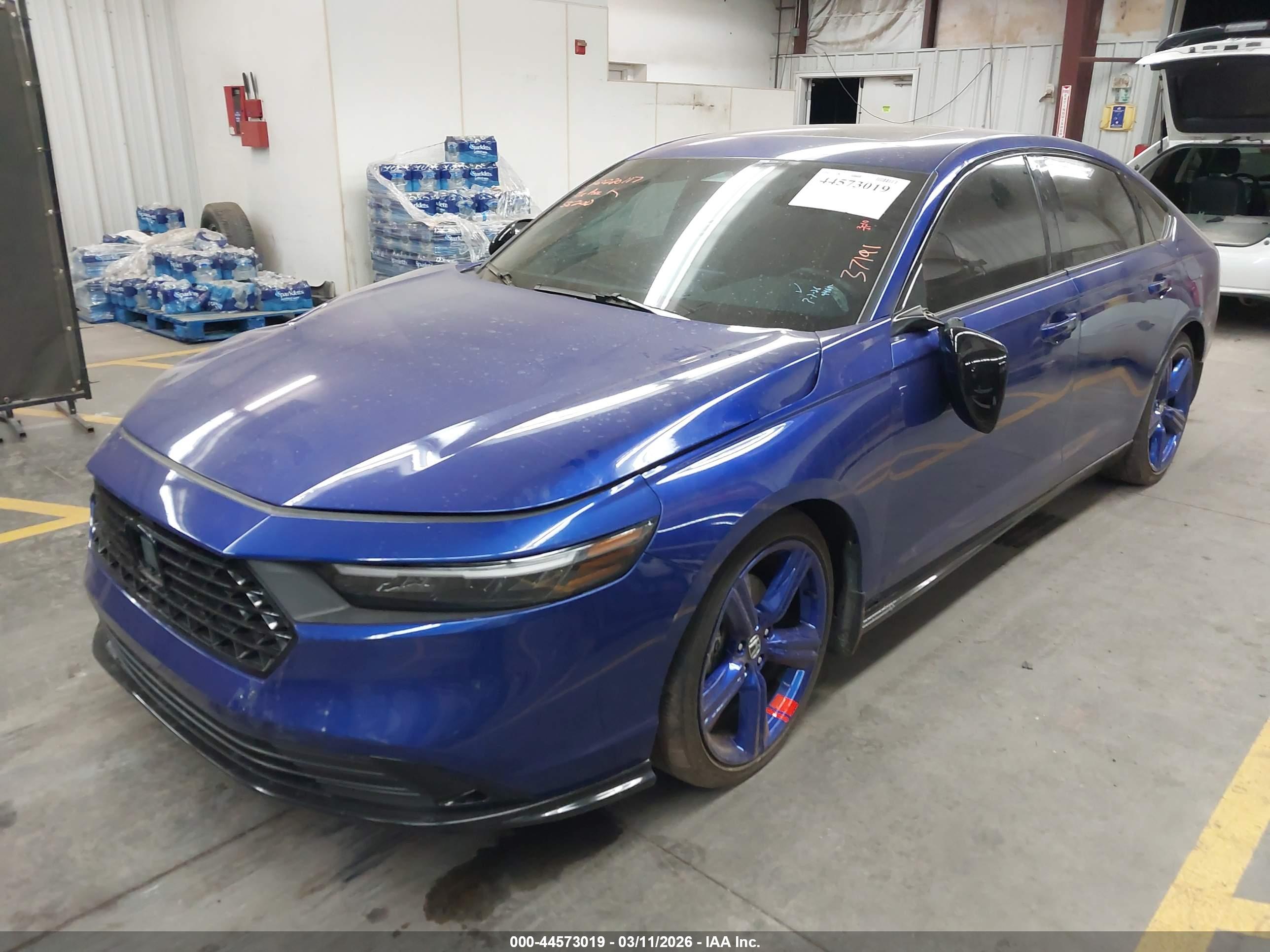HONDA ACCORD image 2