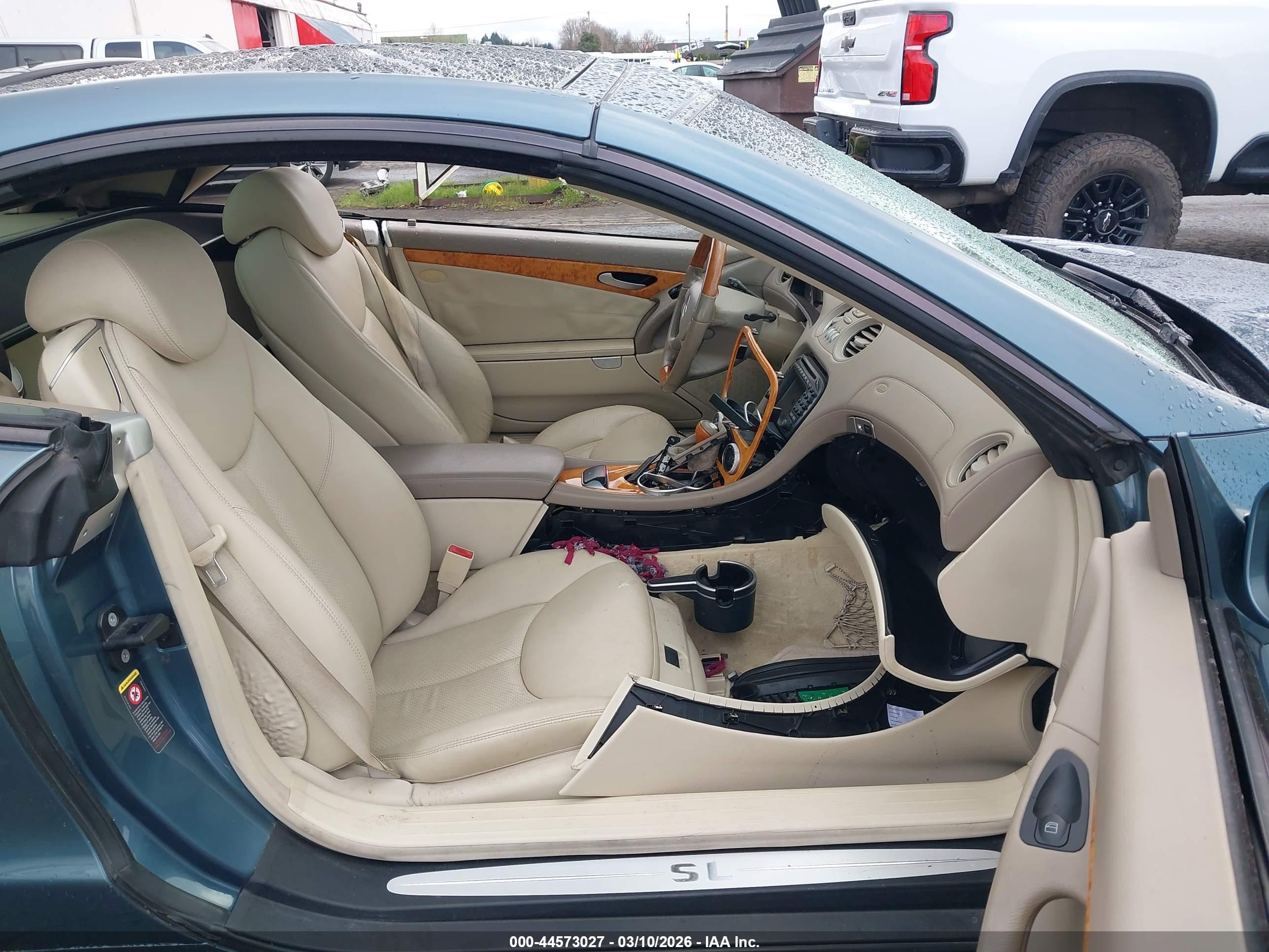 MERCEDES-BENZ SL image 5
