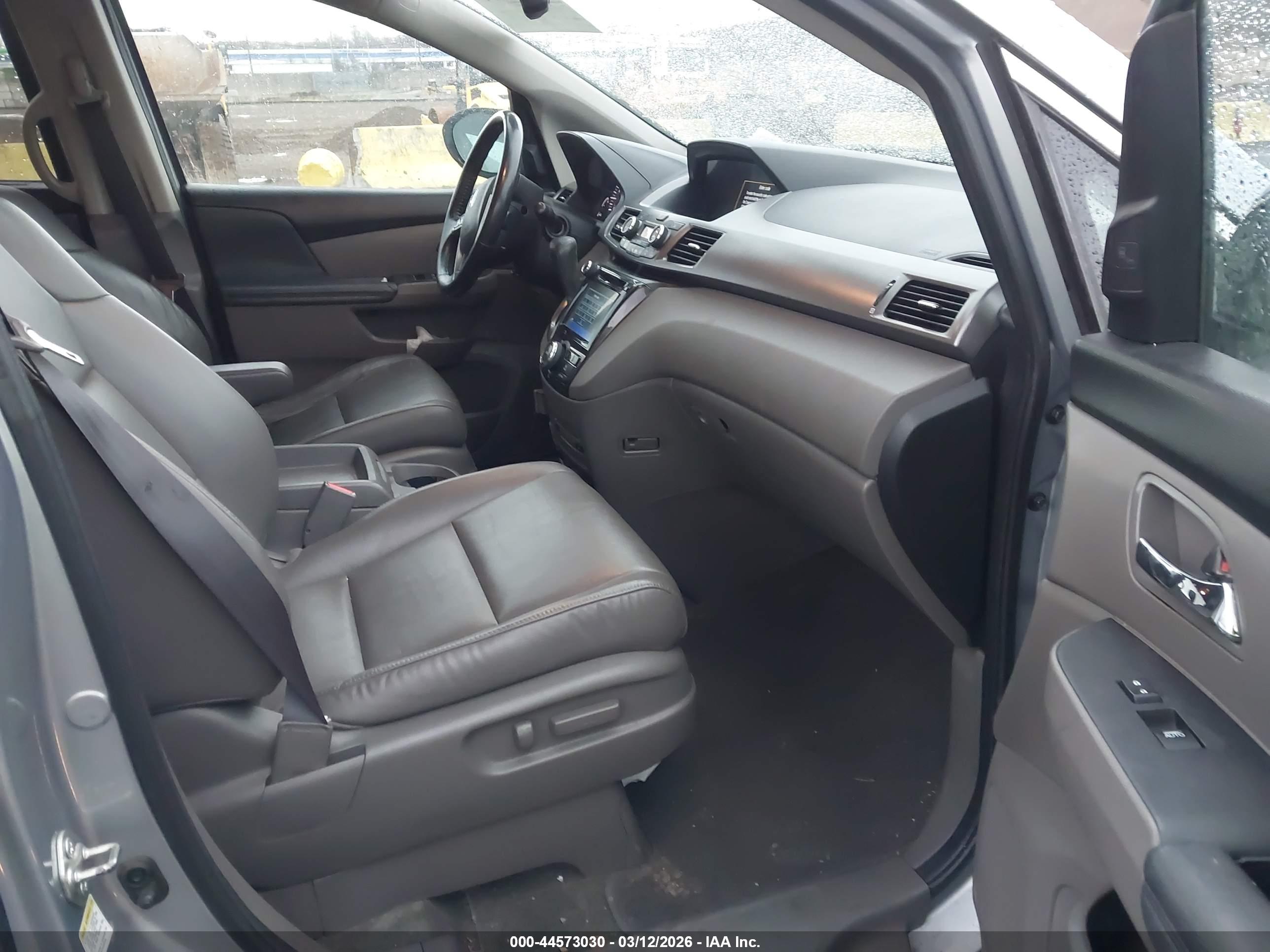 HONDA ODYSSEY image 5