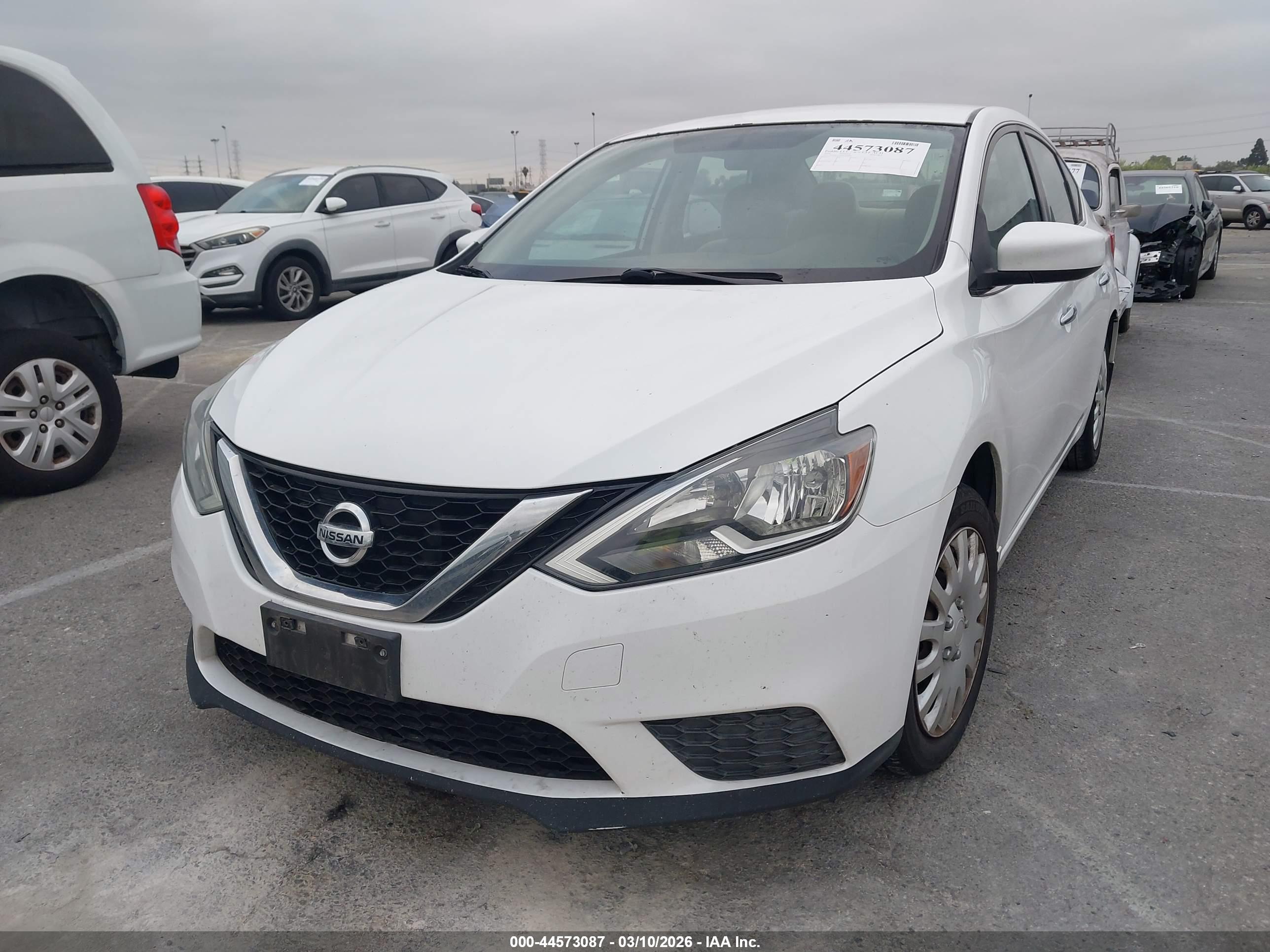 NISSAN SENTRA image 2