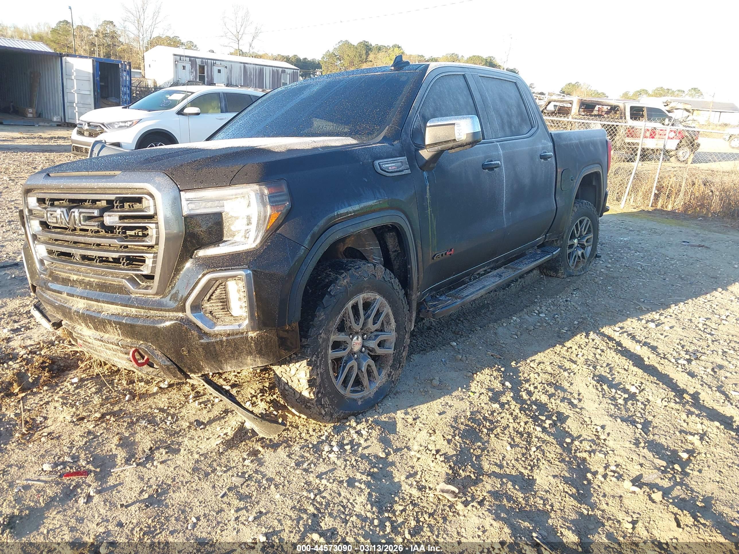 GMC SIERRA image 2