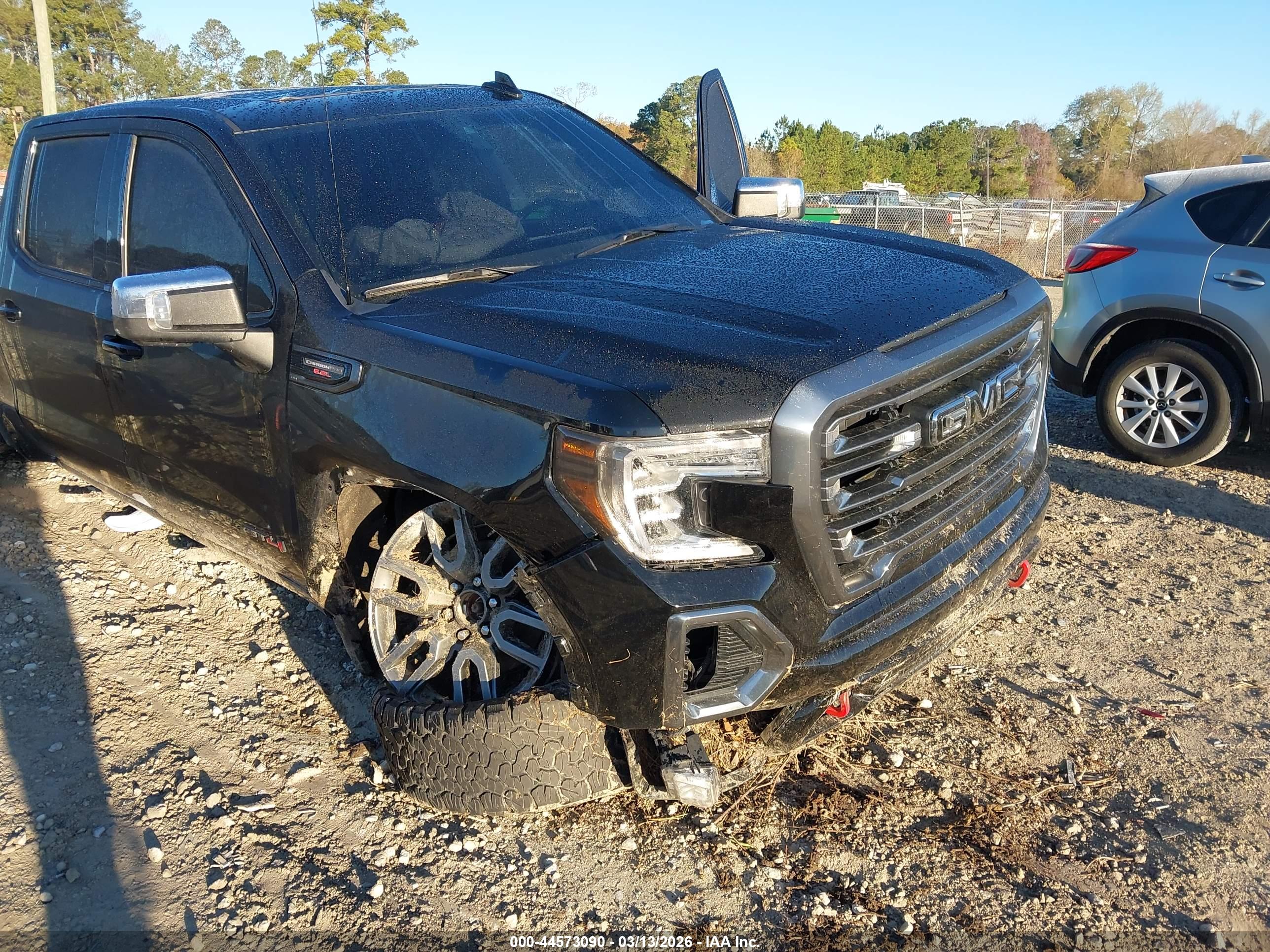 GMC SIERRA image 6
