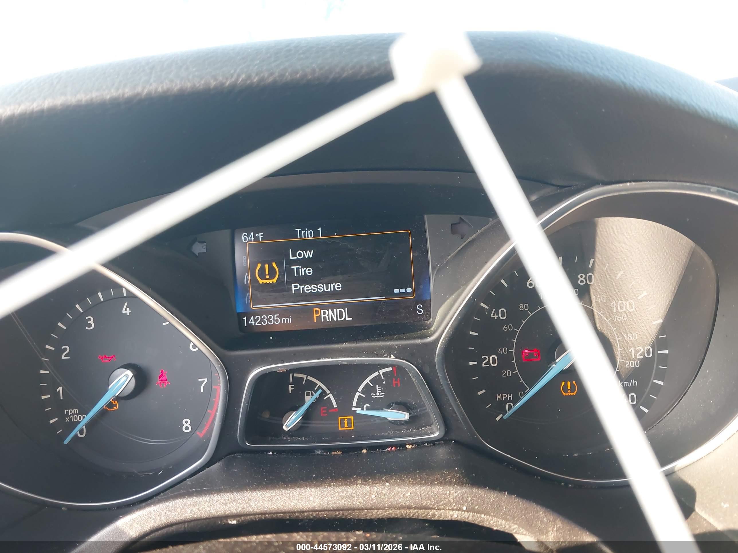 FORD FOCUS image 7