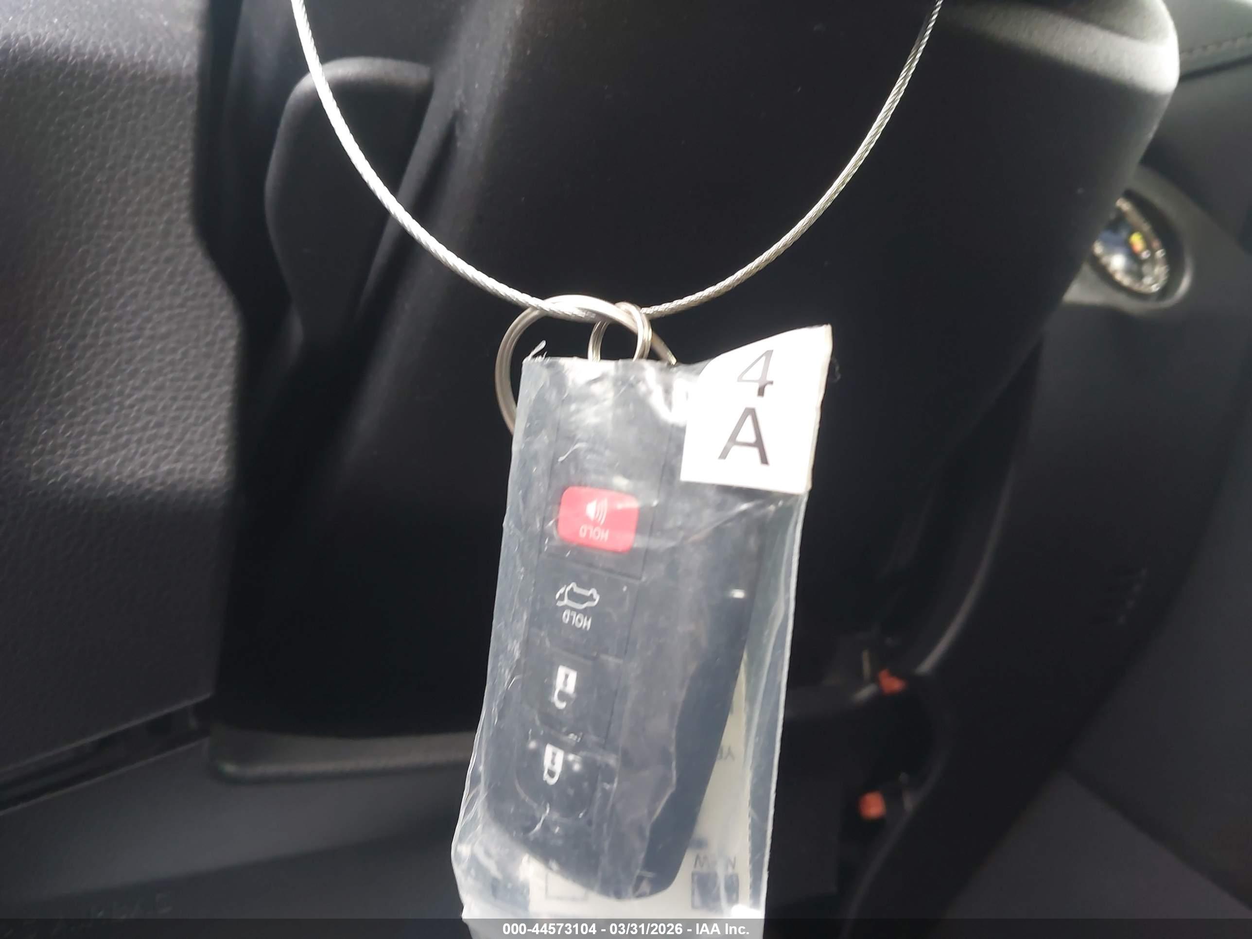 TOYOTA RAV4 image 11