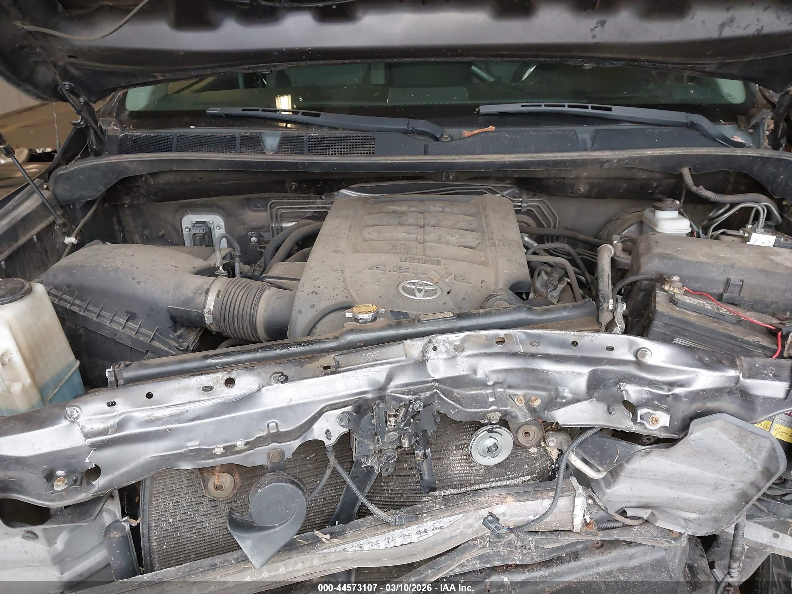TOYOTA TUNDRA image 10