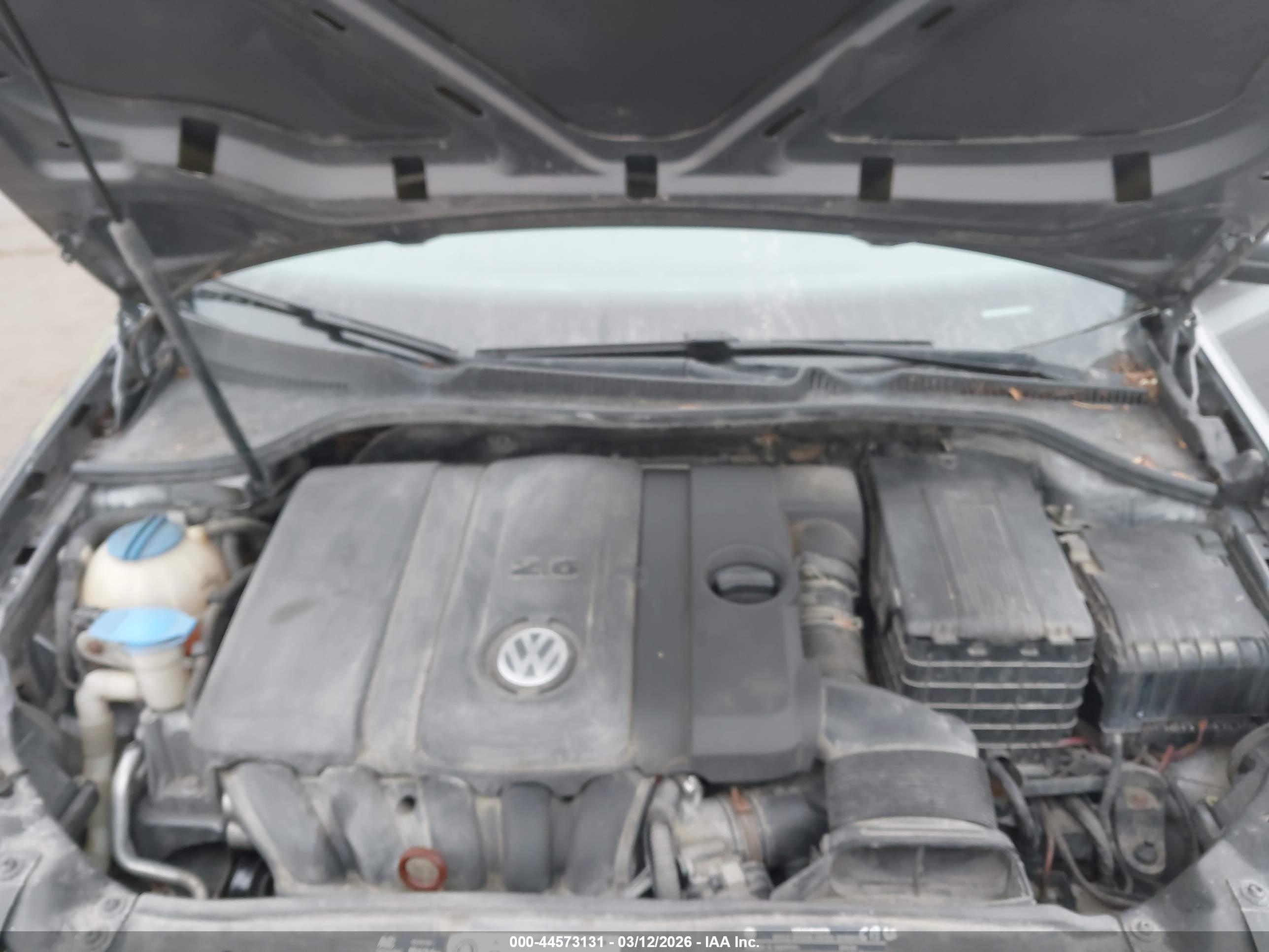 VOLKSWAGEN GOLF image 10