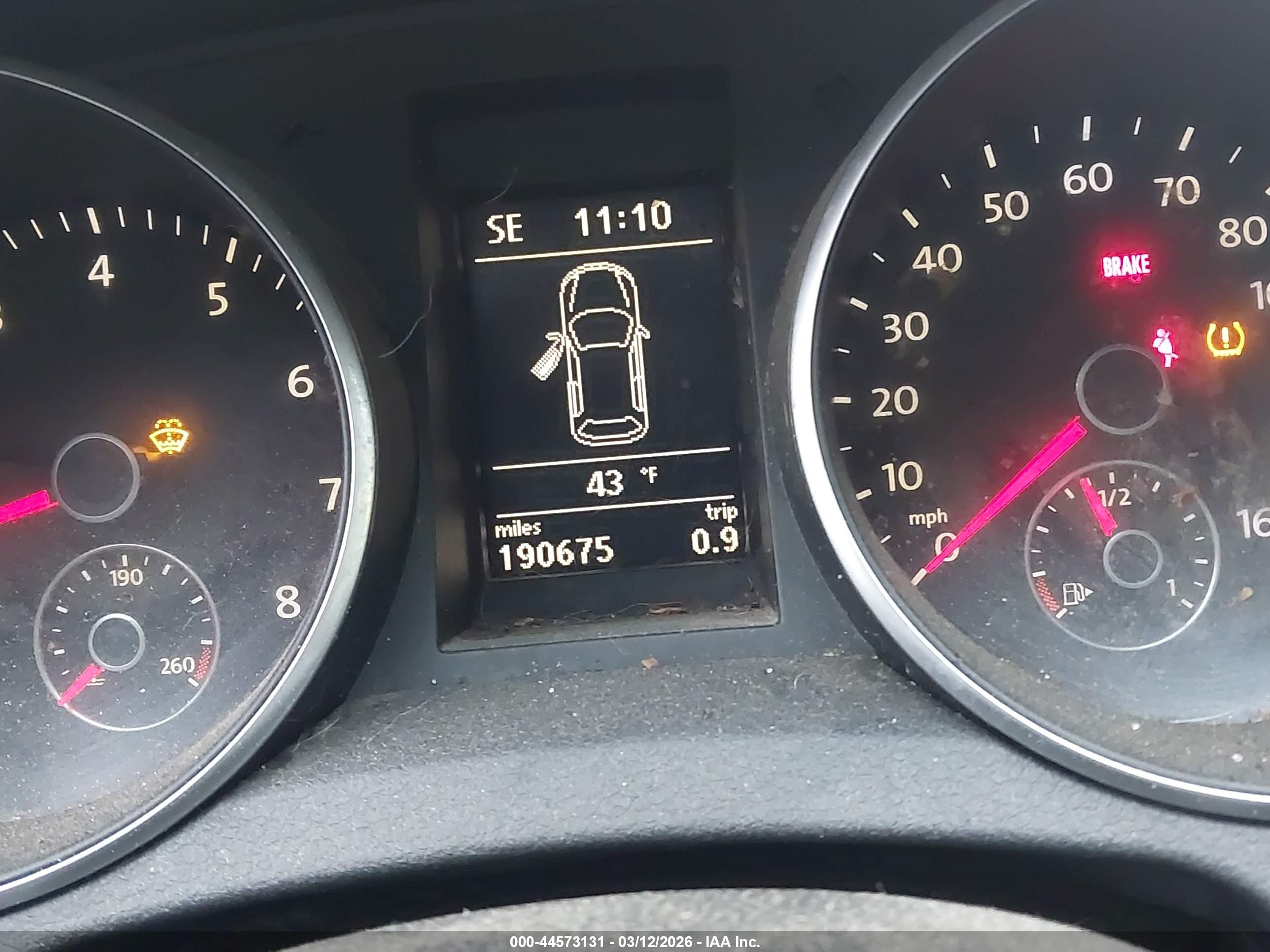VOLKSWAGEN GOLF image 7