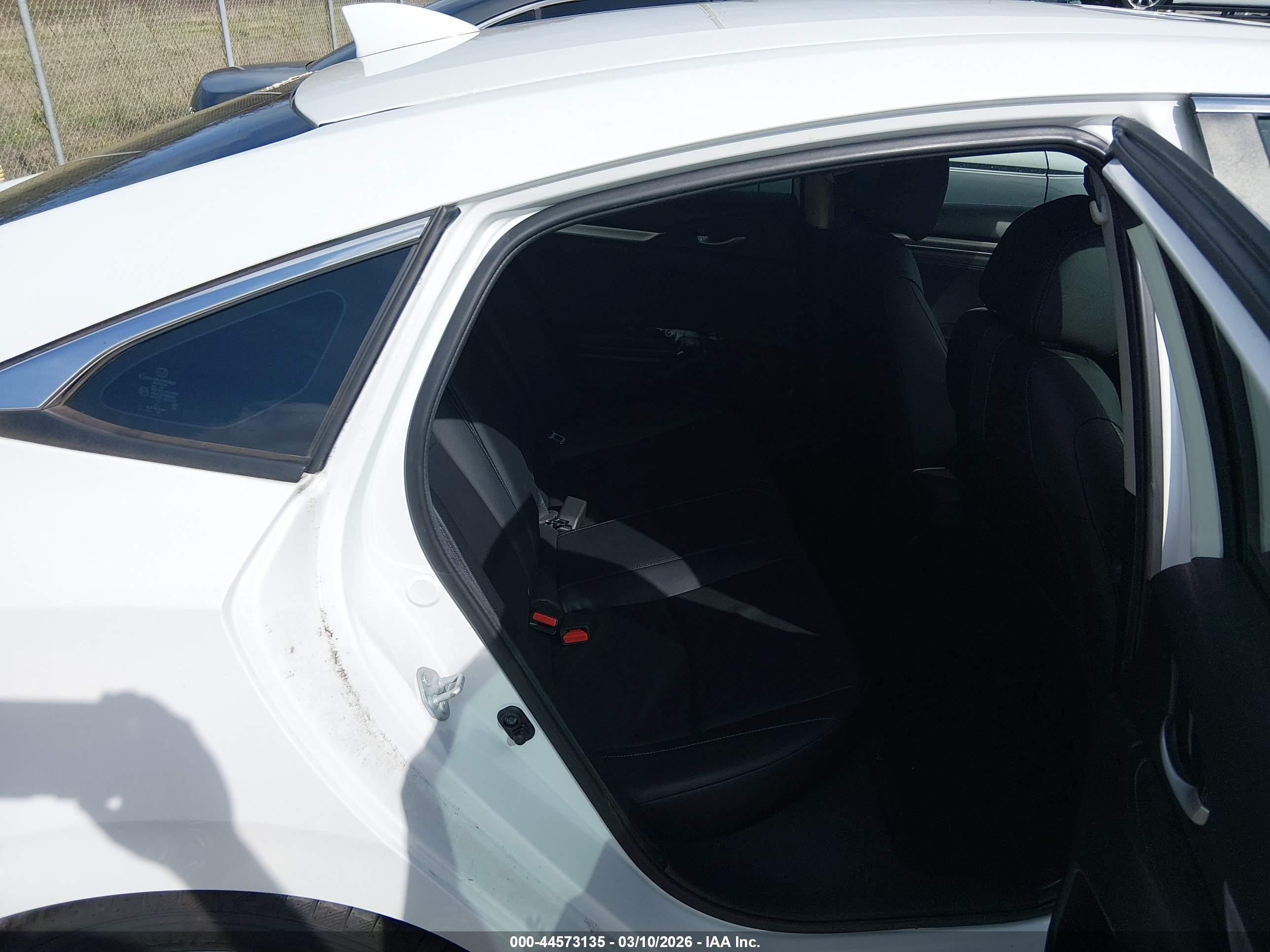HONDA CIVIC image 8