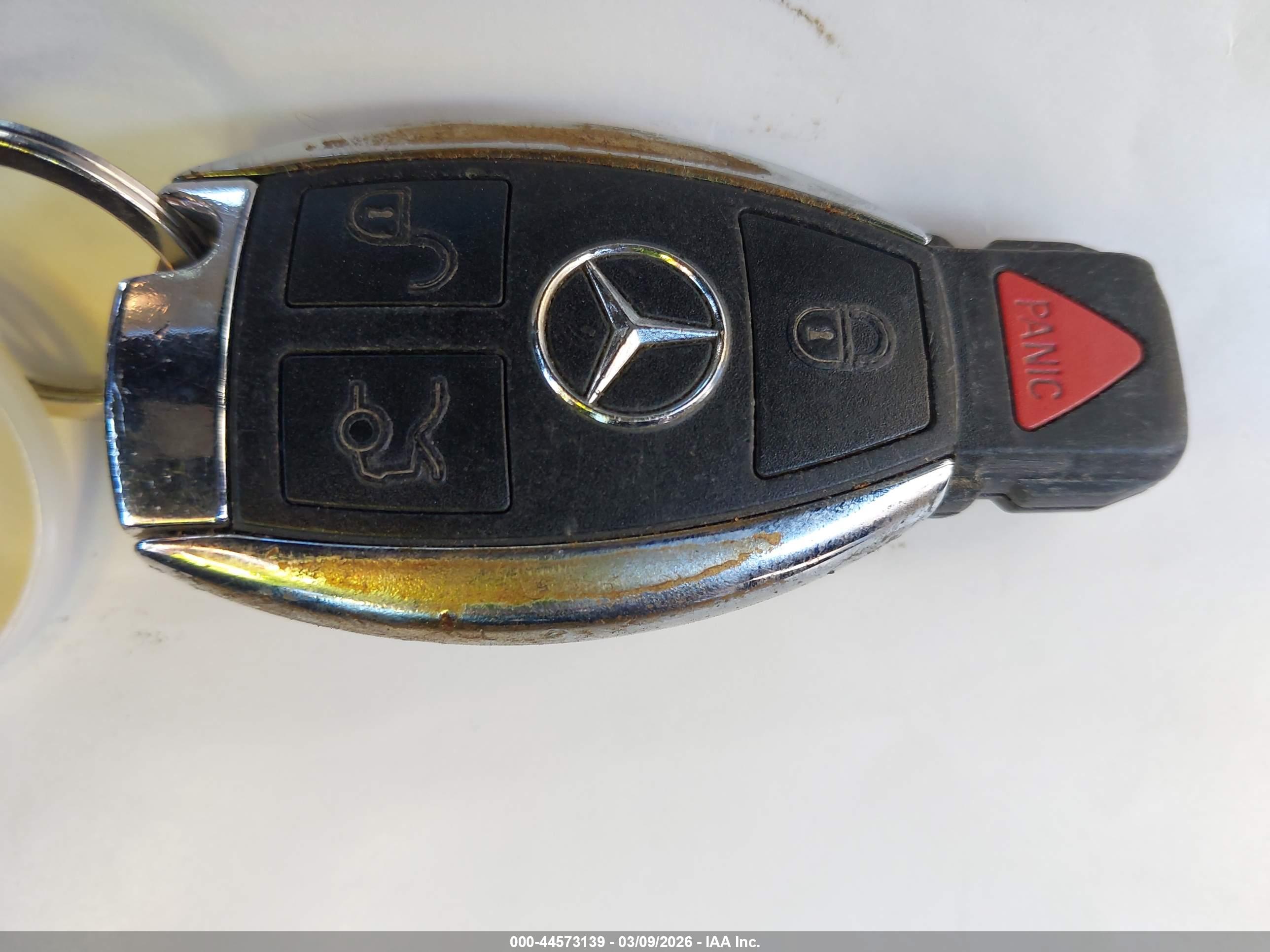 MERCEDES-BENZ C image 11