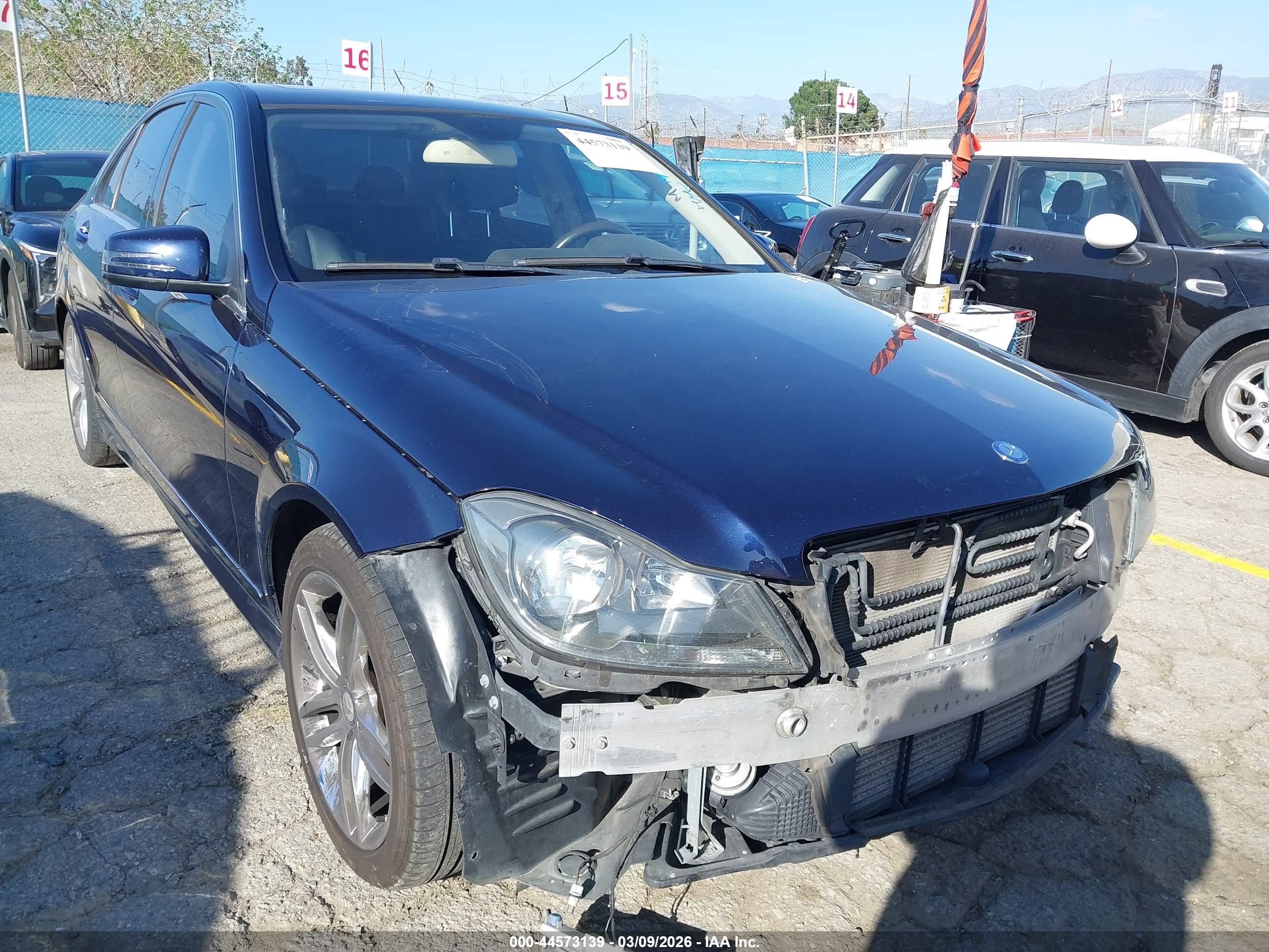 MERCEDES-BENZ C image 6