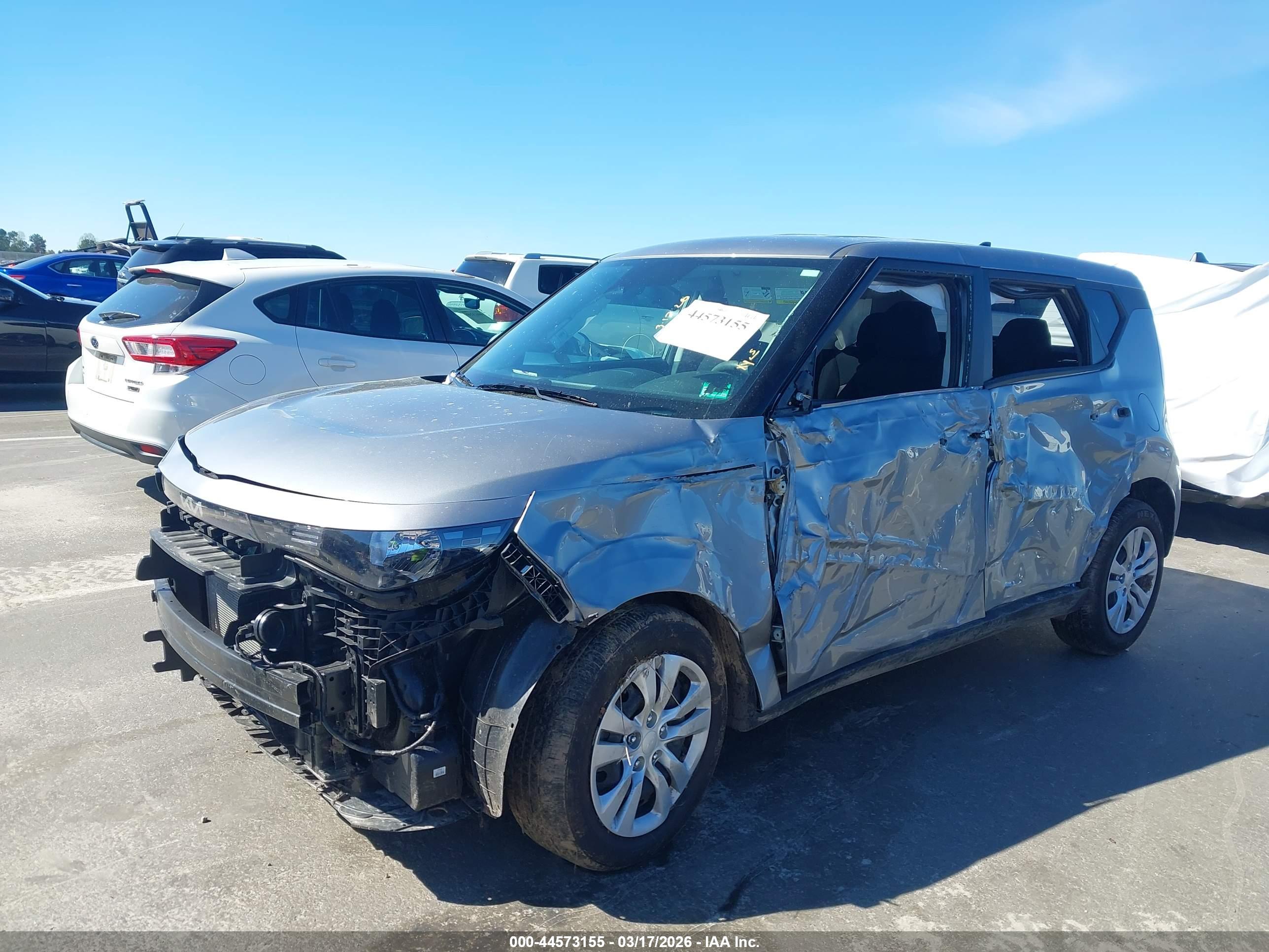 KIA SOUL image 2