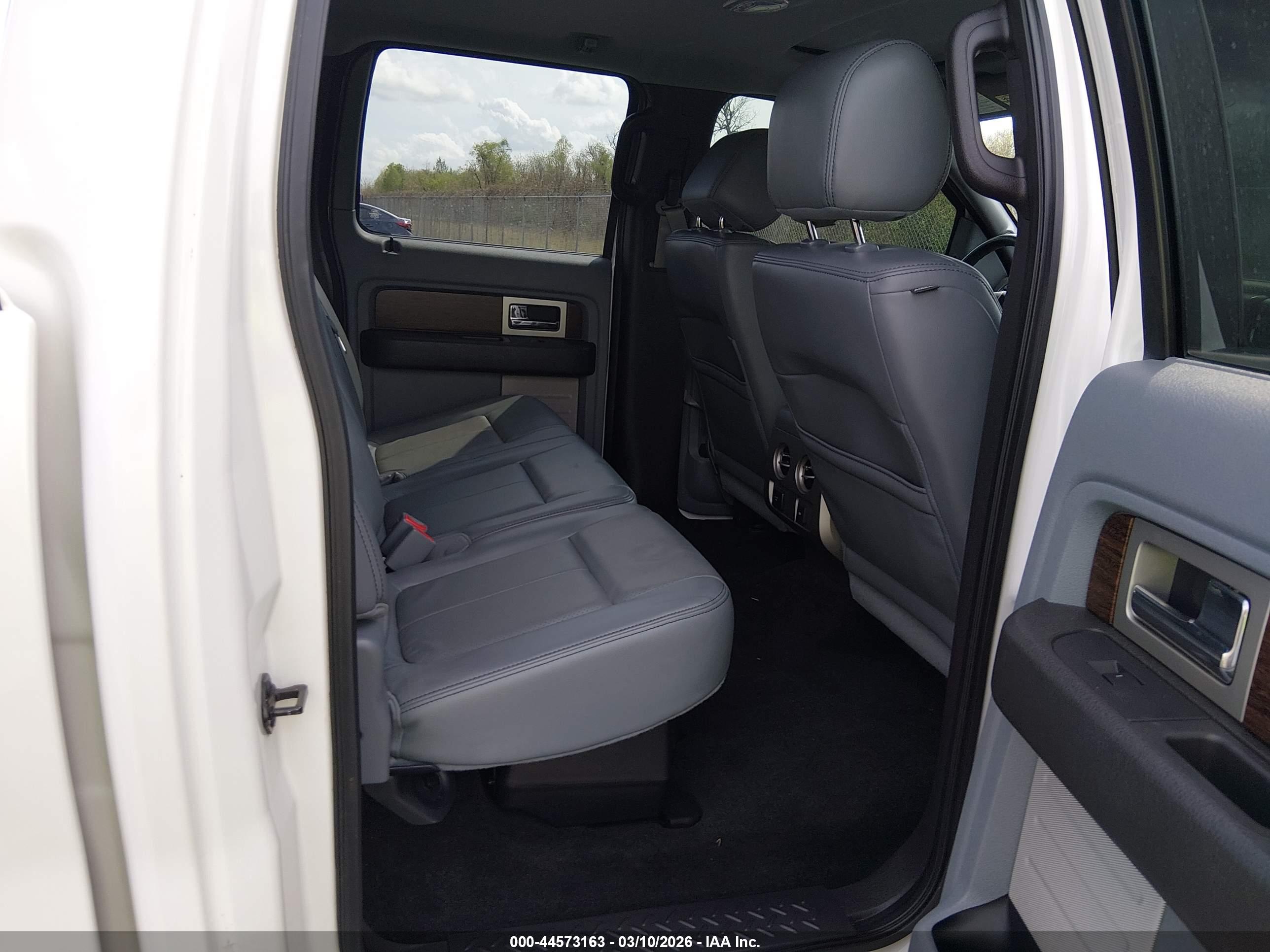 FORD F-150 image 8