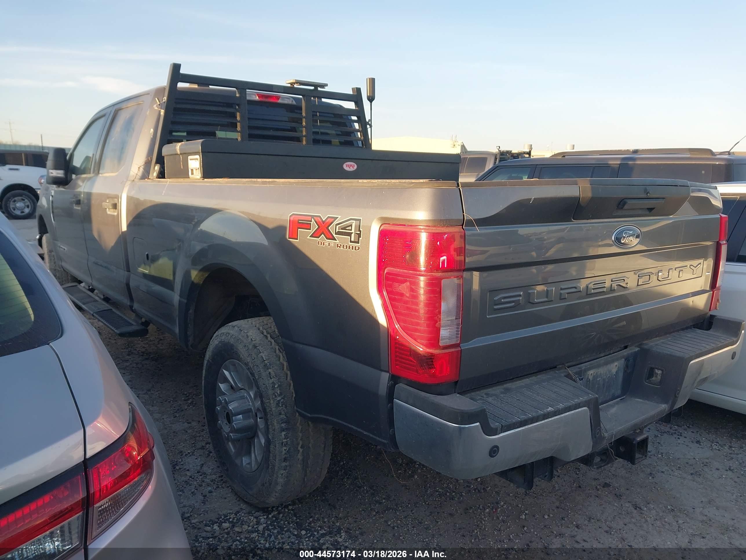 FORD F-250 image 3