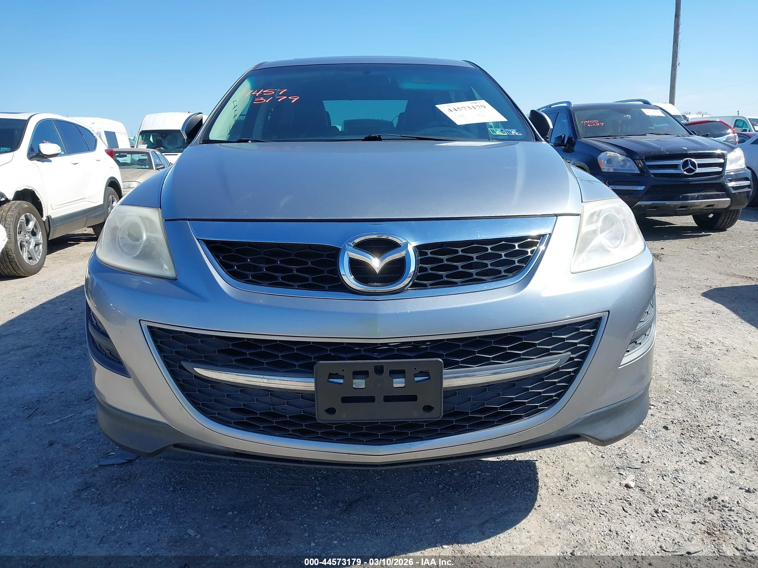 MAZDA CX-9 image 6