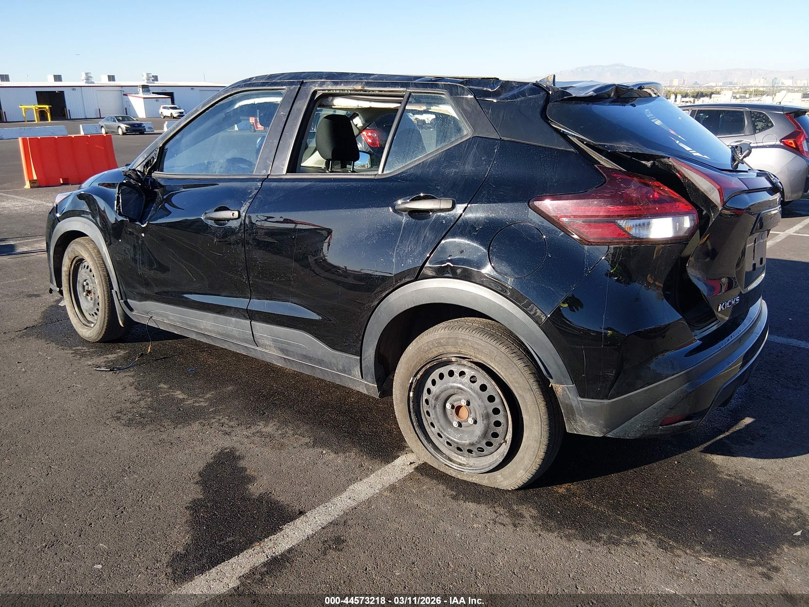 NISSAN KICKS image 3