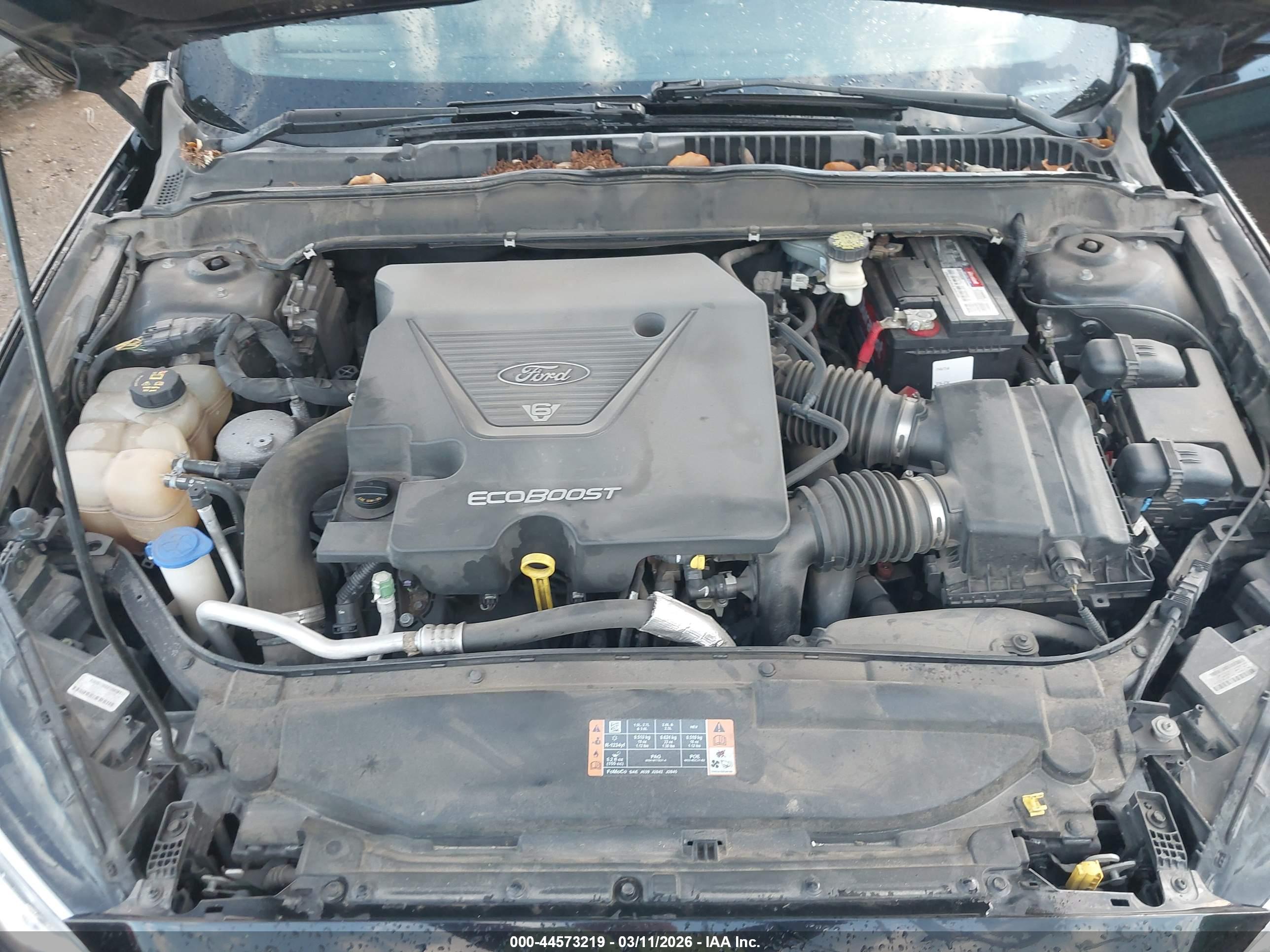 FORD FUSION image 10
